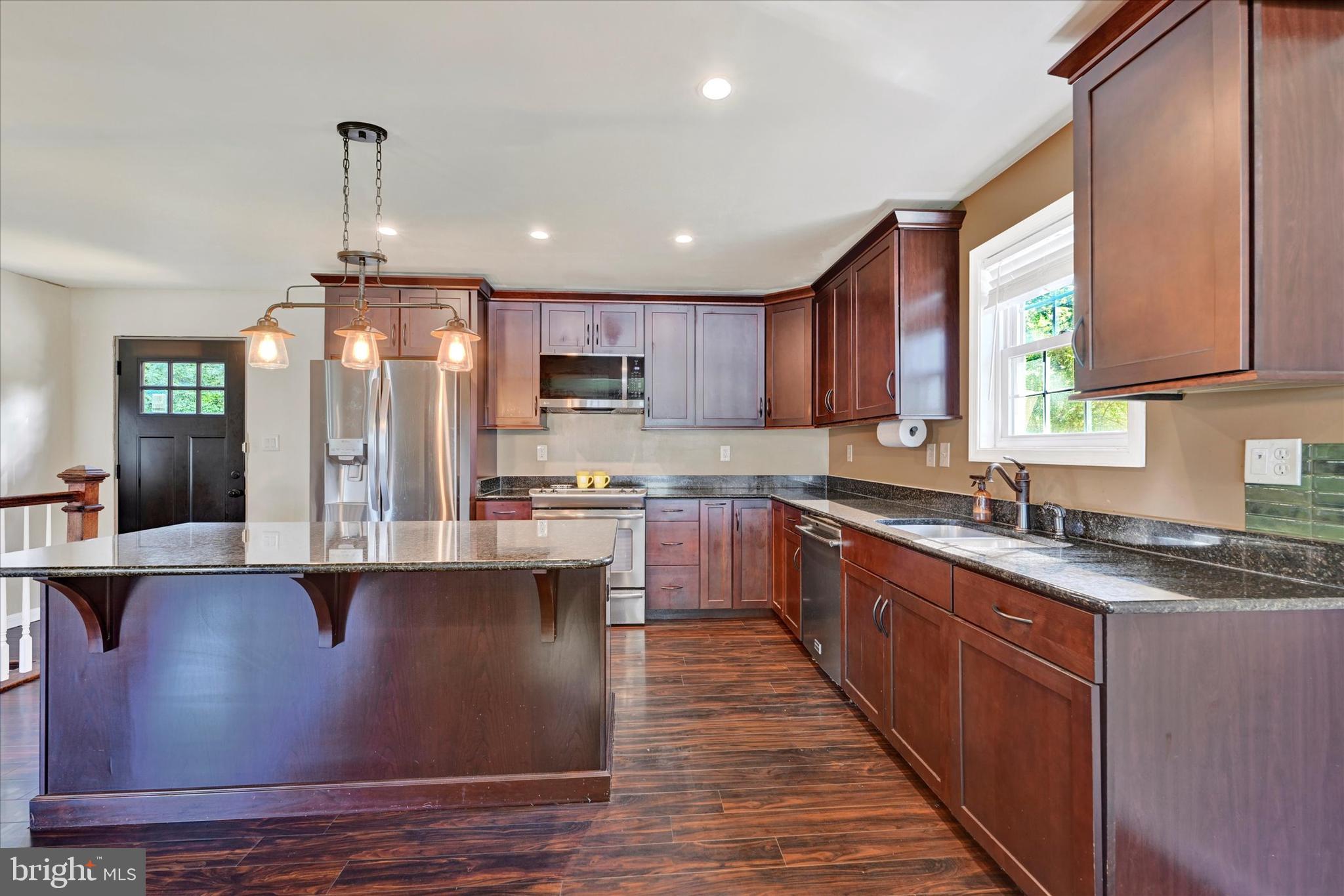 RIVIERA HEIGHTS - Residential