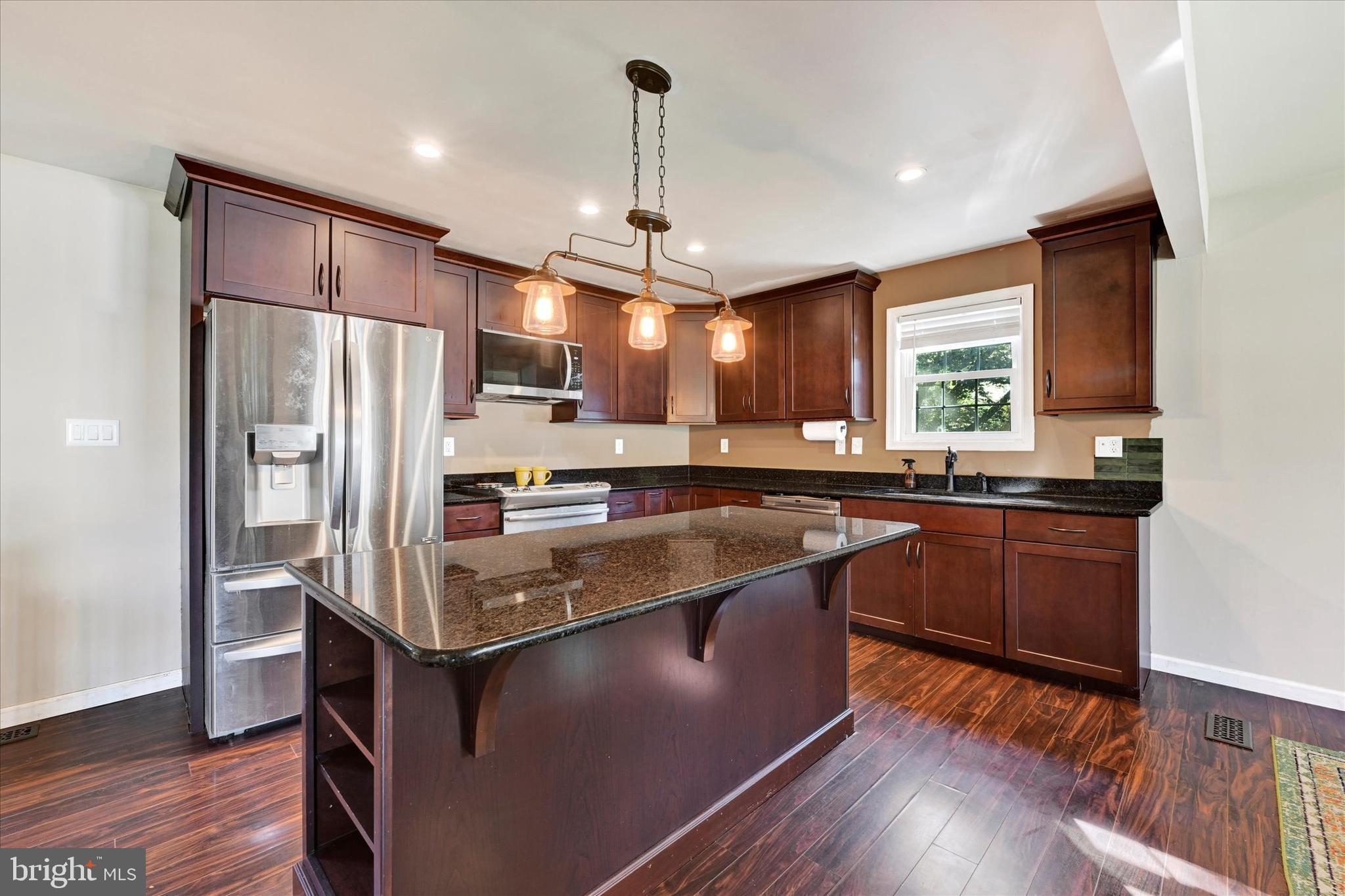 RIVIERA HEIGHTS - Residential