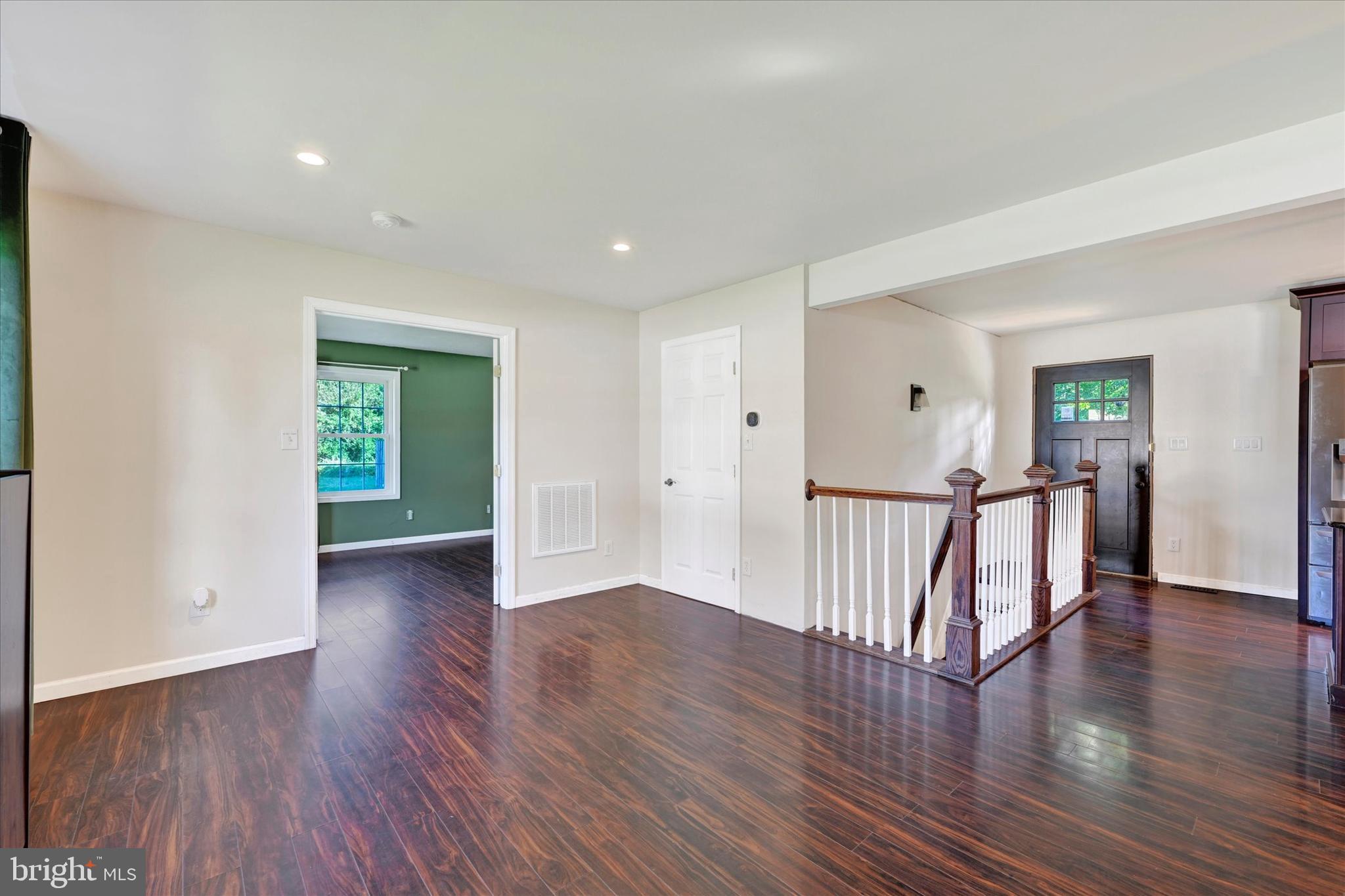 RIVIERA HEIGHTS - Residential