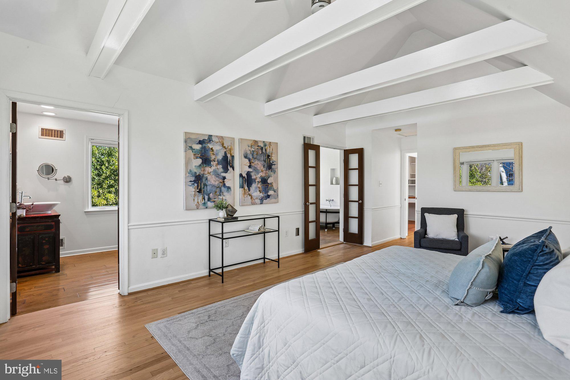 OLD FARM - Residential