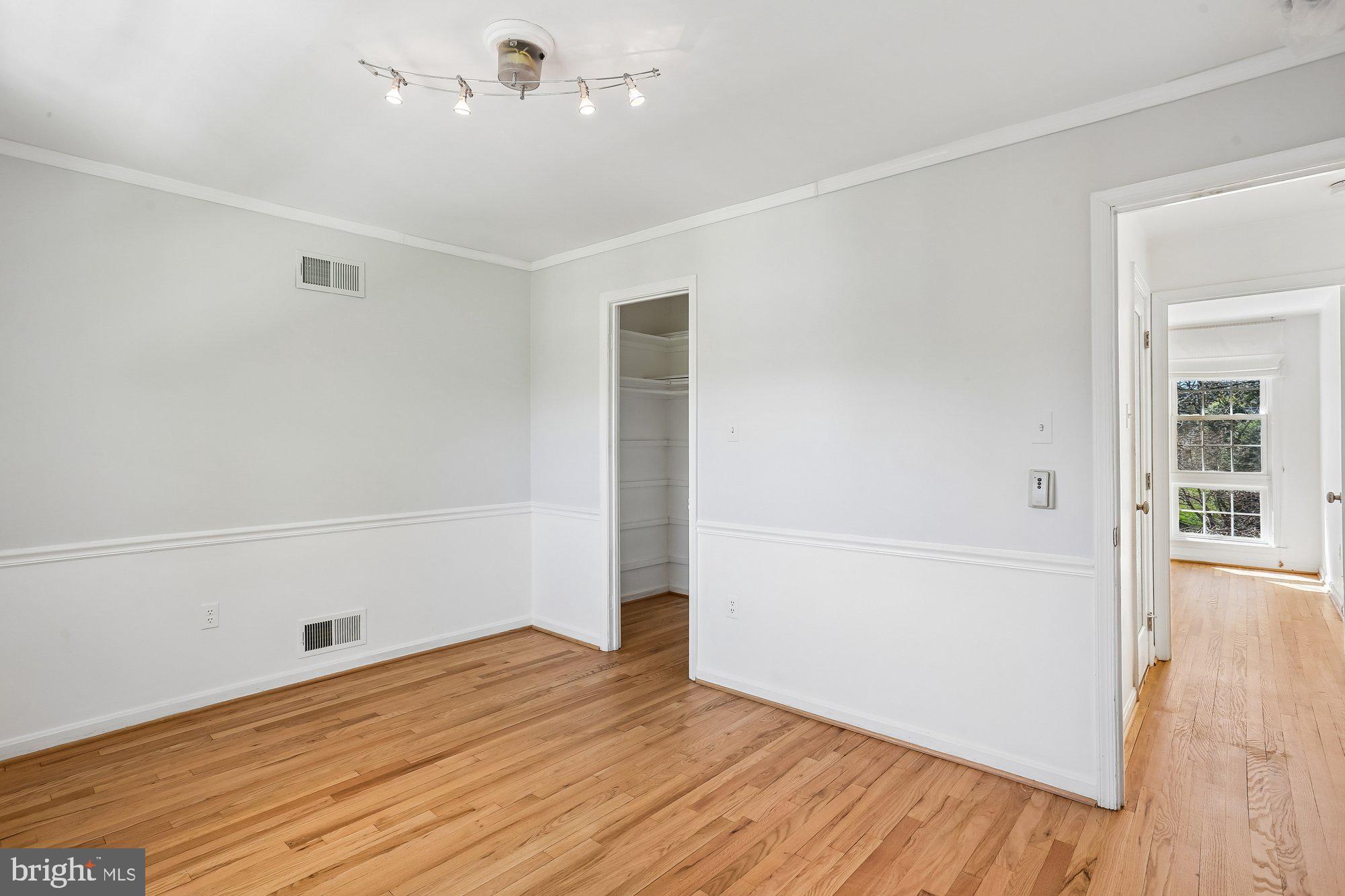 OLD FARM - Residential