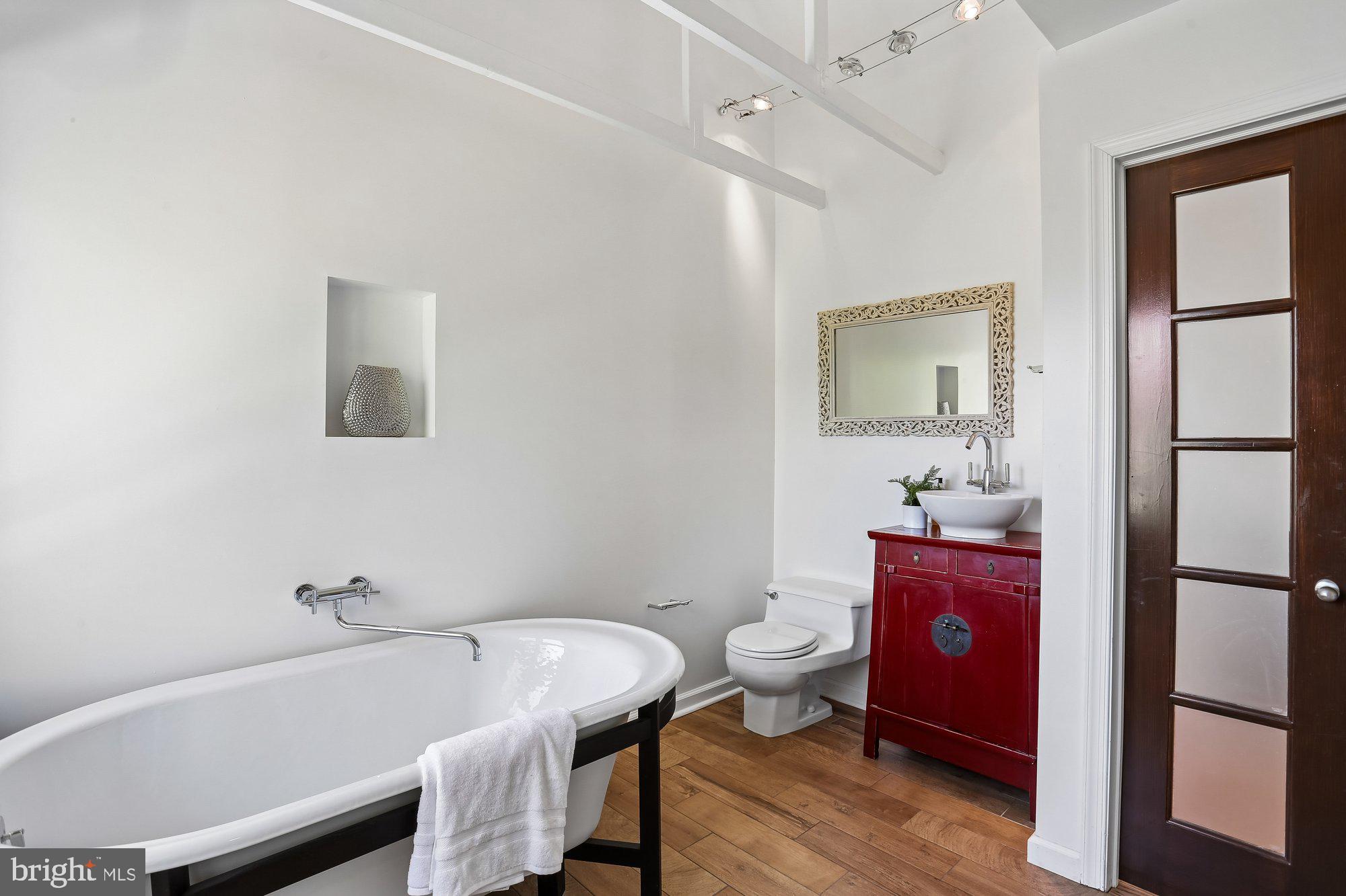 OLD FARM - Residential