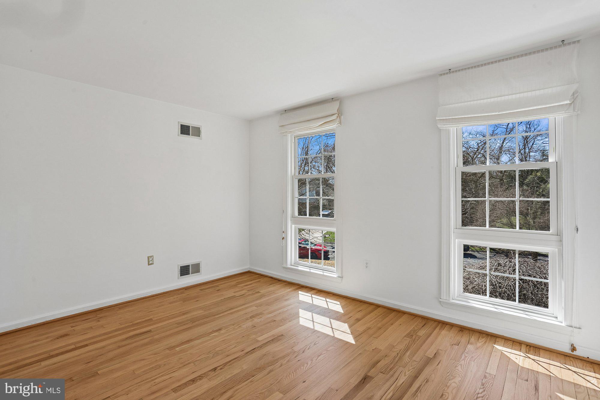 OLD FARM - Residential