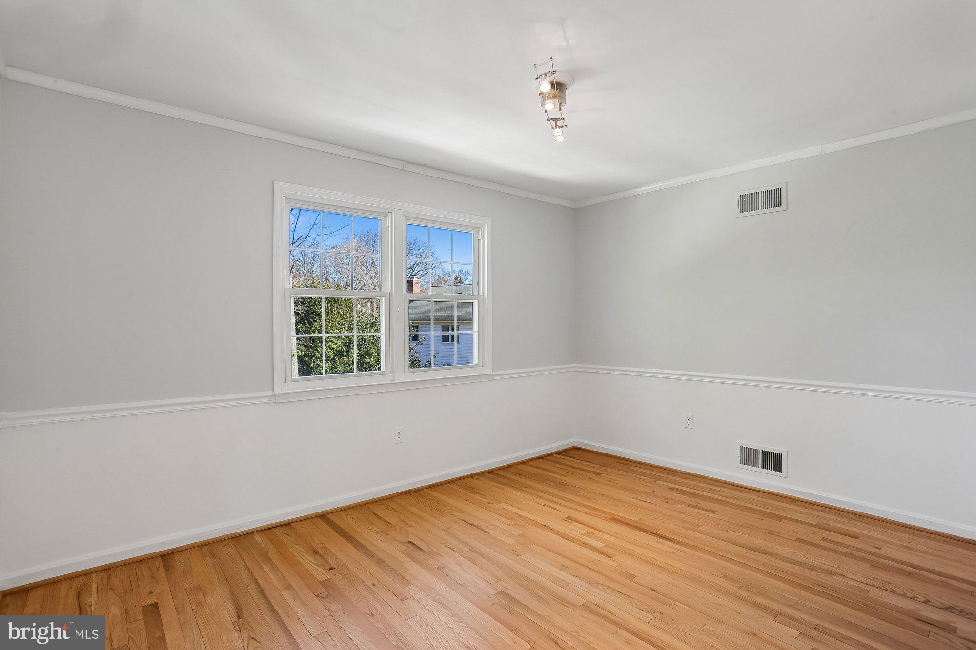 OLD FARM - Residential