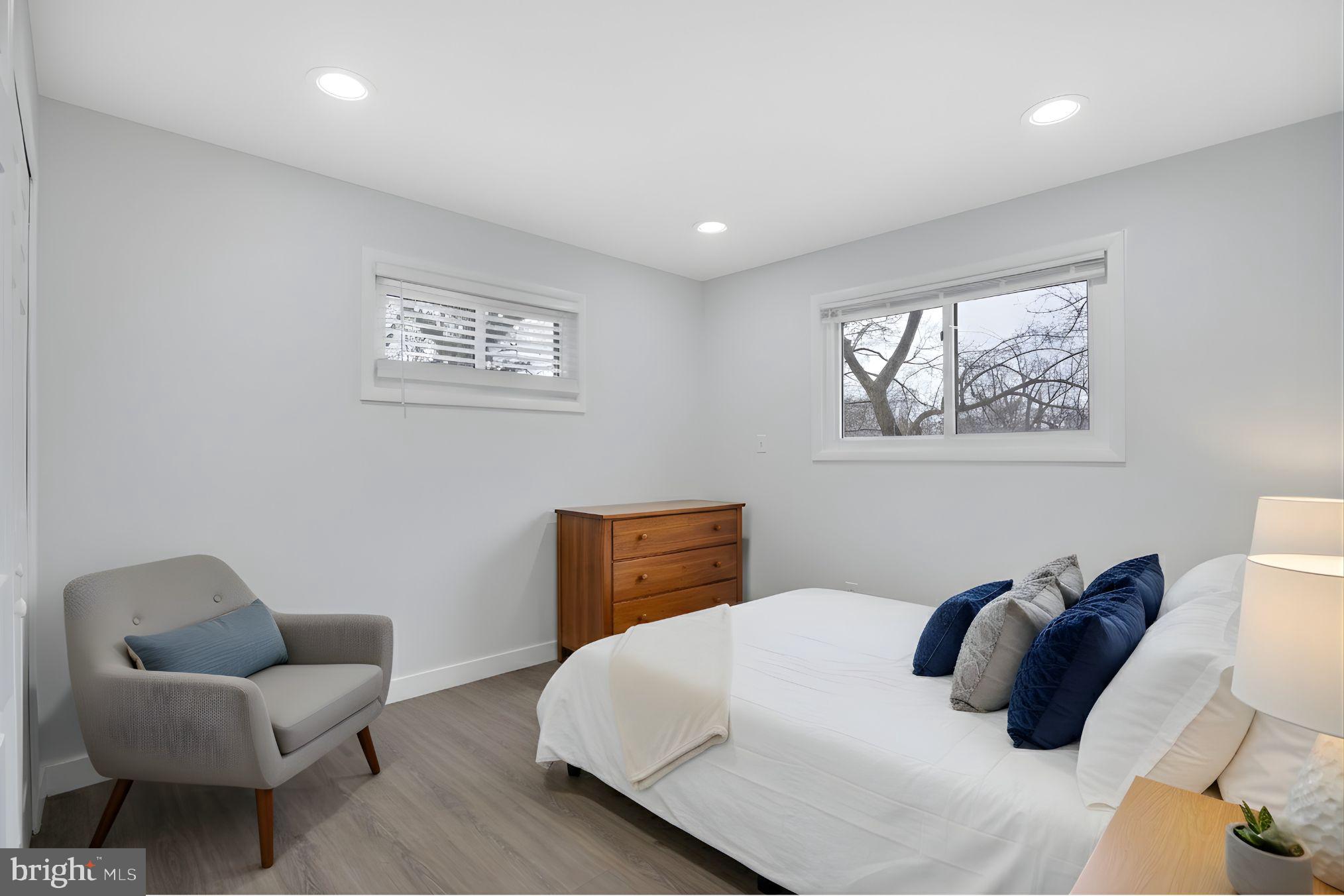 RITCHIE HEIGHTS - Residential