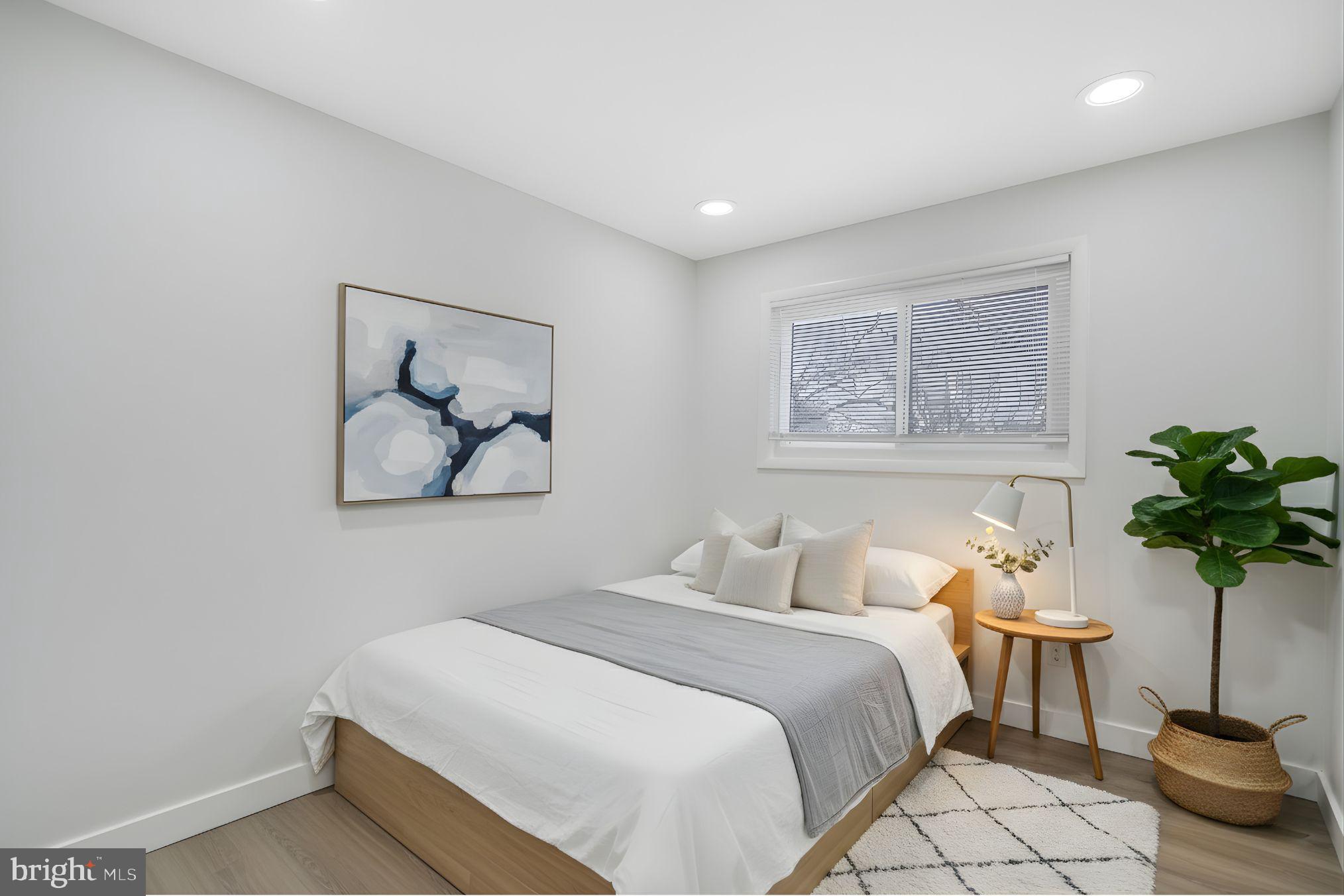 RITCHIE HEIGHTS - Residential