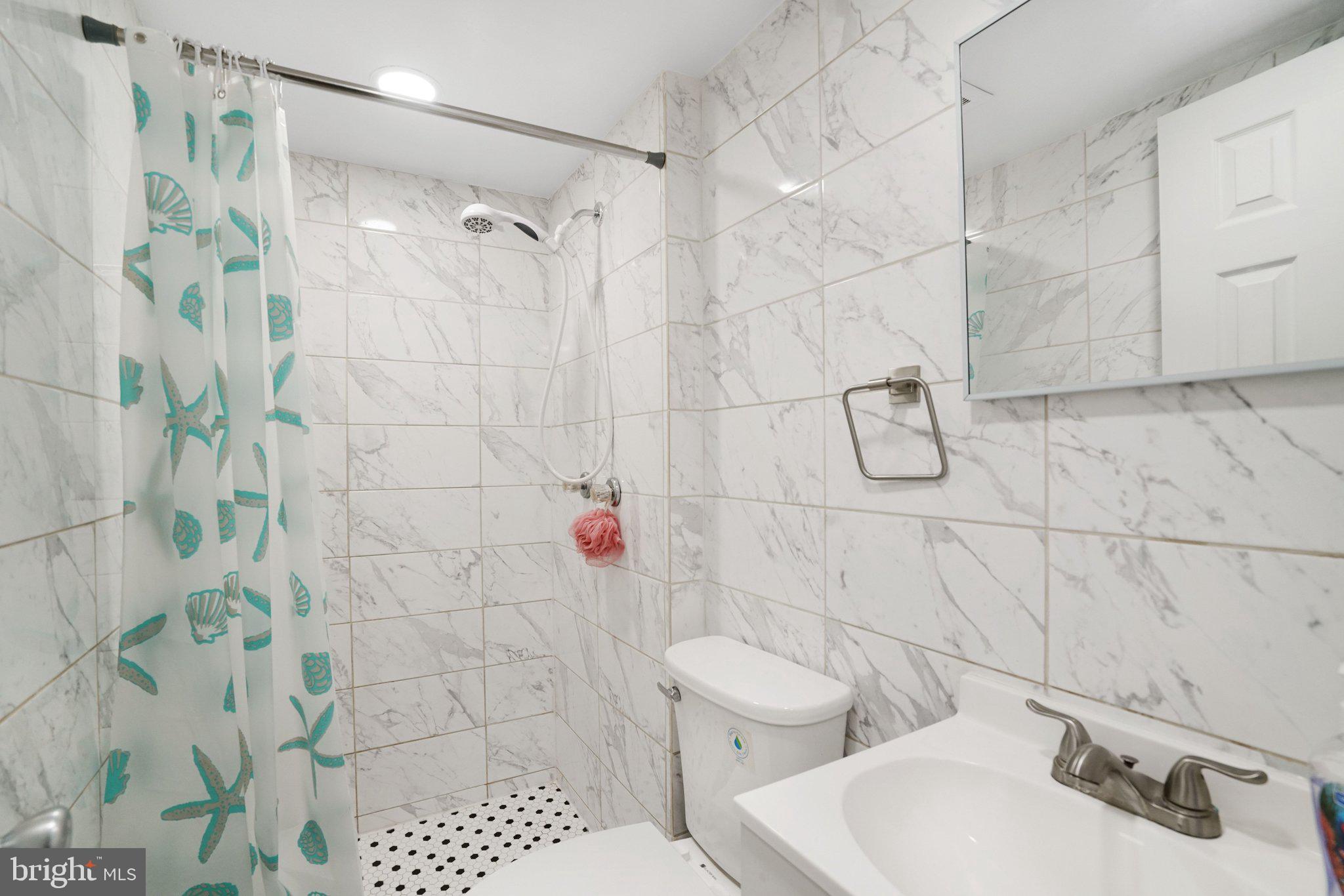 RITCHIE HEIGHTS - Residential