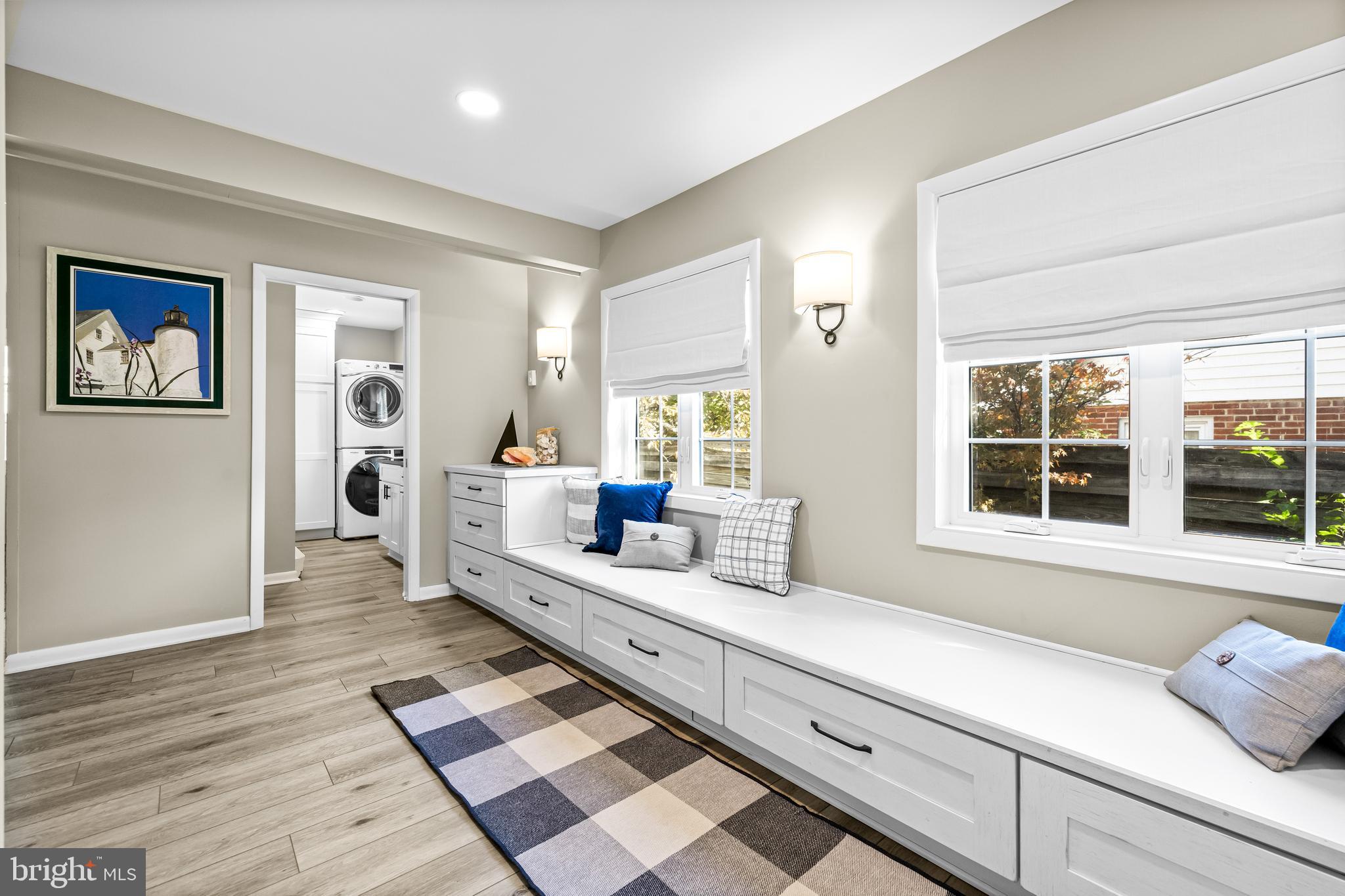 RUXTON VILLAGE - Residential