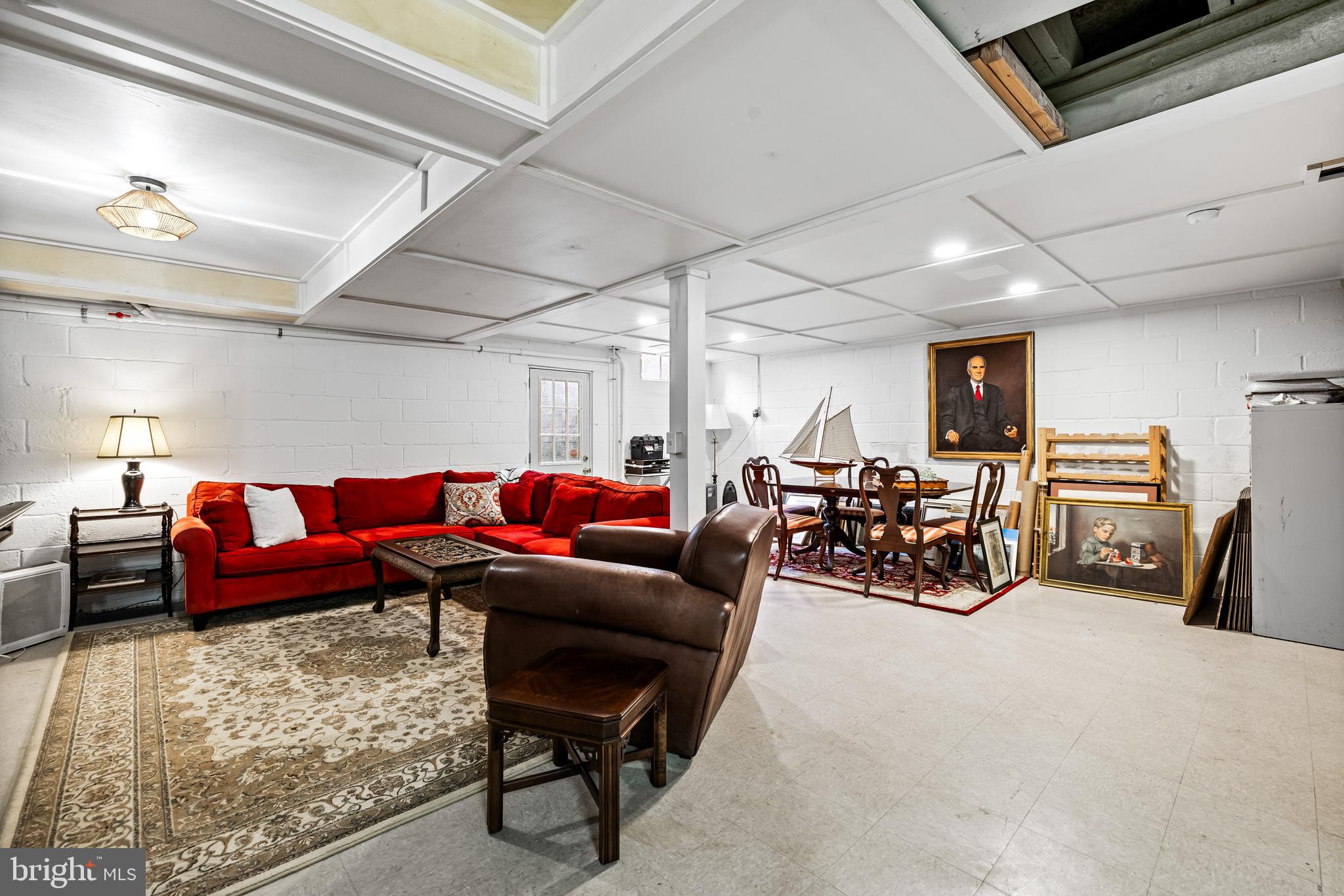 RUXTON VILLAGE - Residential