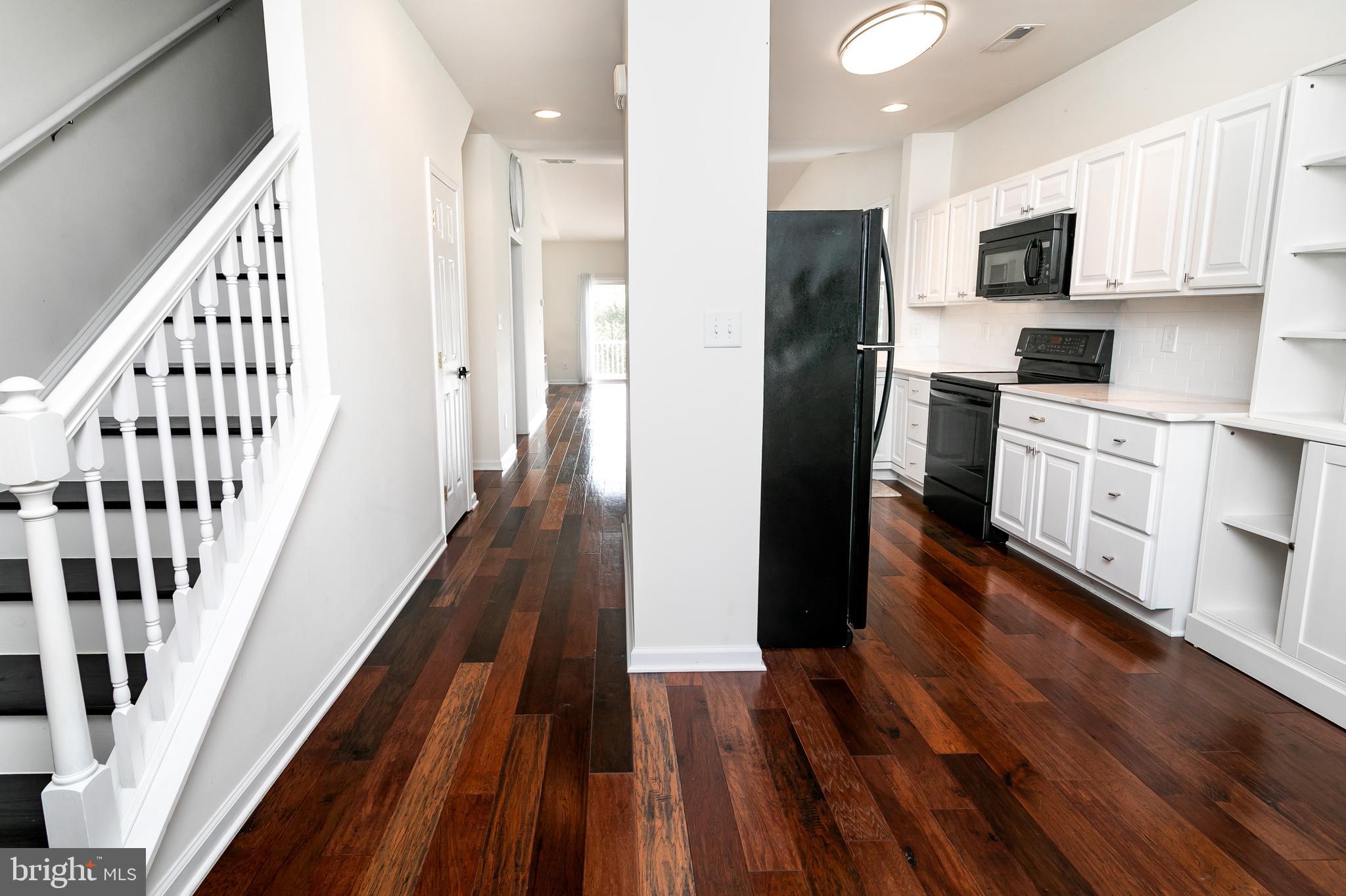 CEDAR COMMONS - Residential