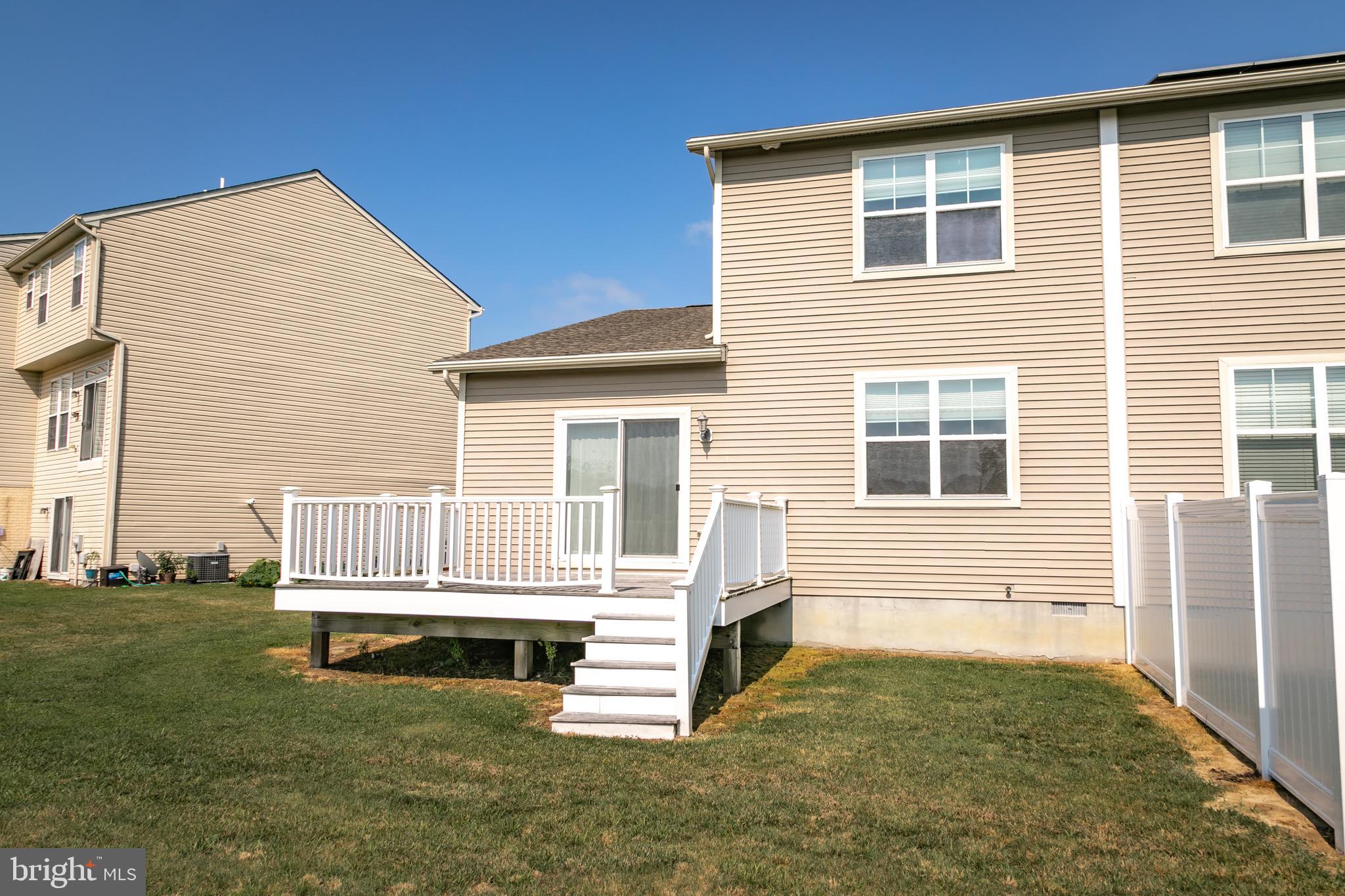 CEDAR COMMONS - Residential