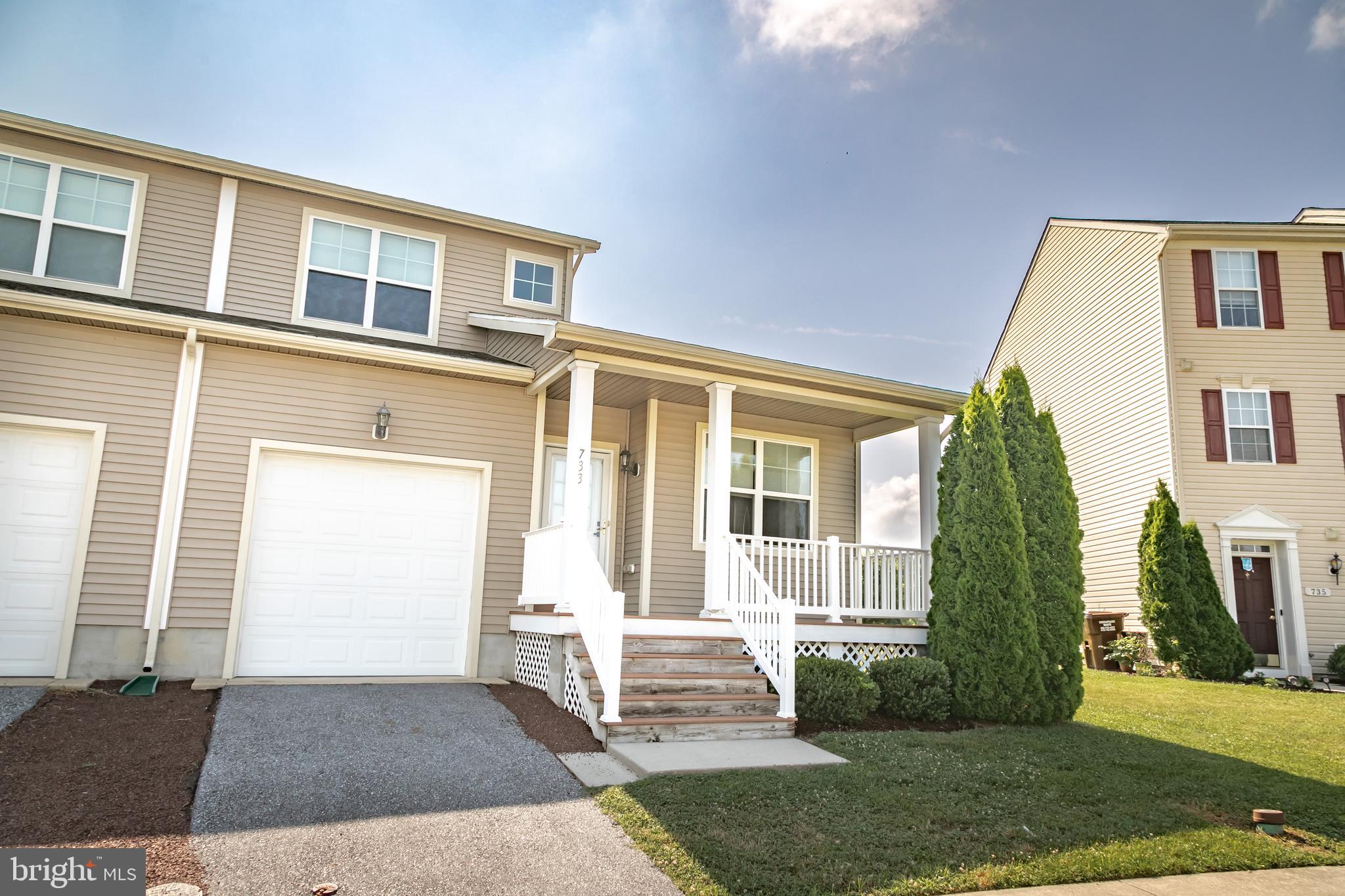 CEDAR COMMONS - Residential