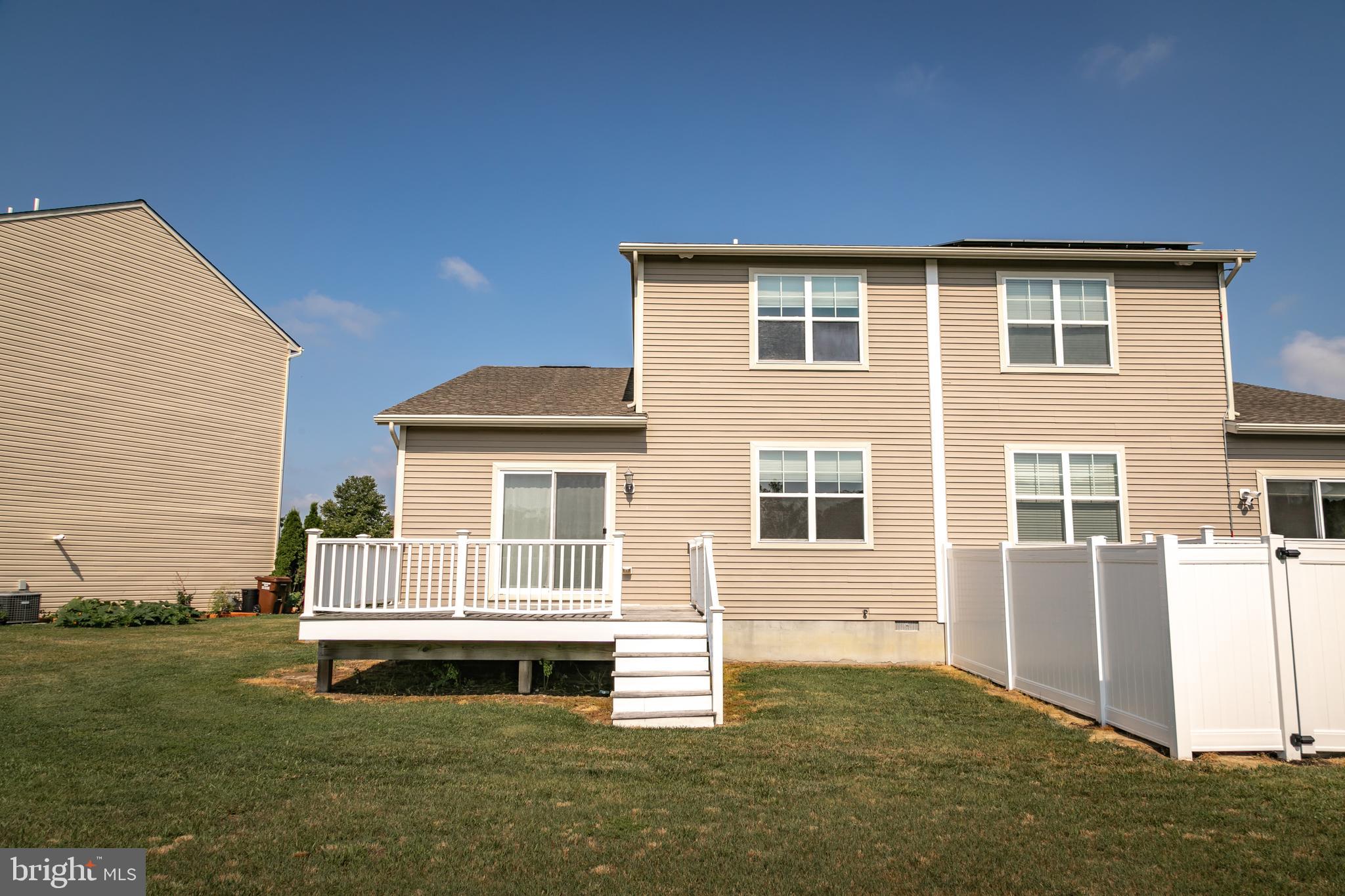 CEDAR COMMONS - Residential