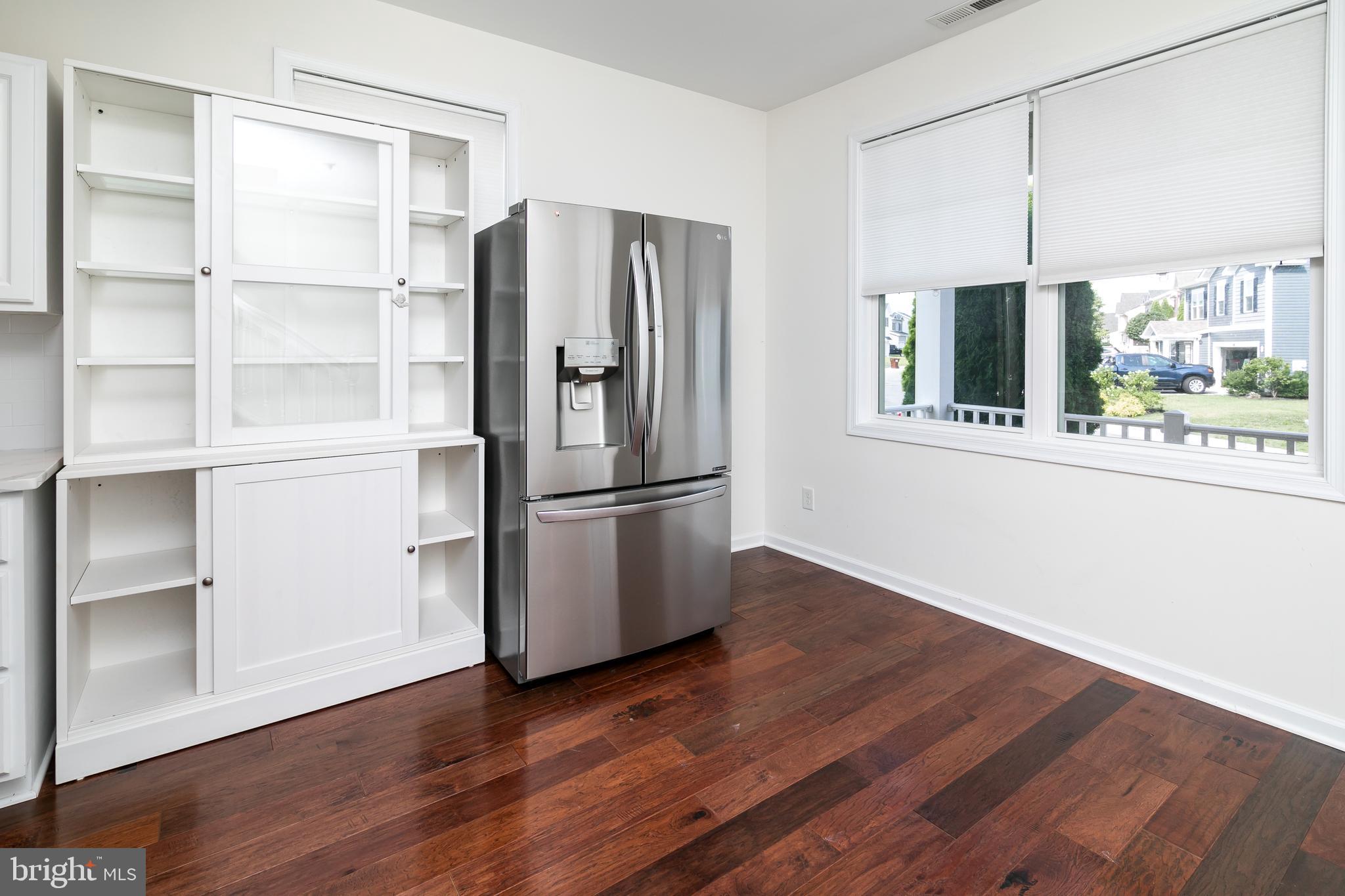 CEDAR COMMONS - Residential