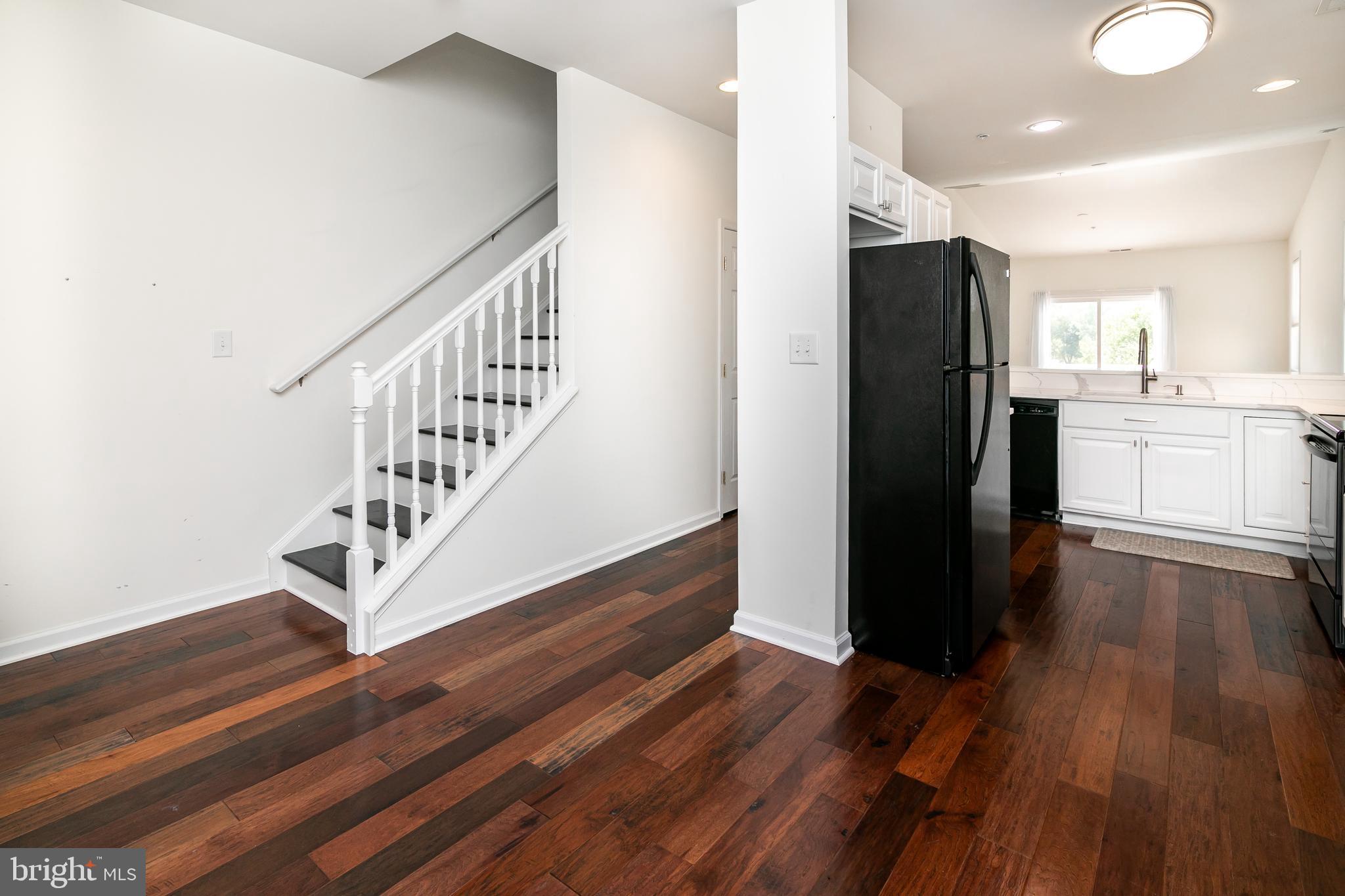 CEDAR COMMONS - Residential