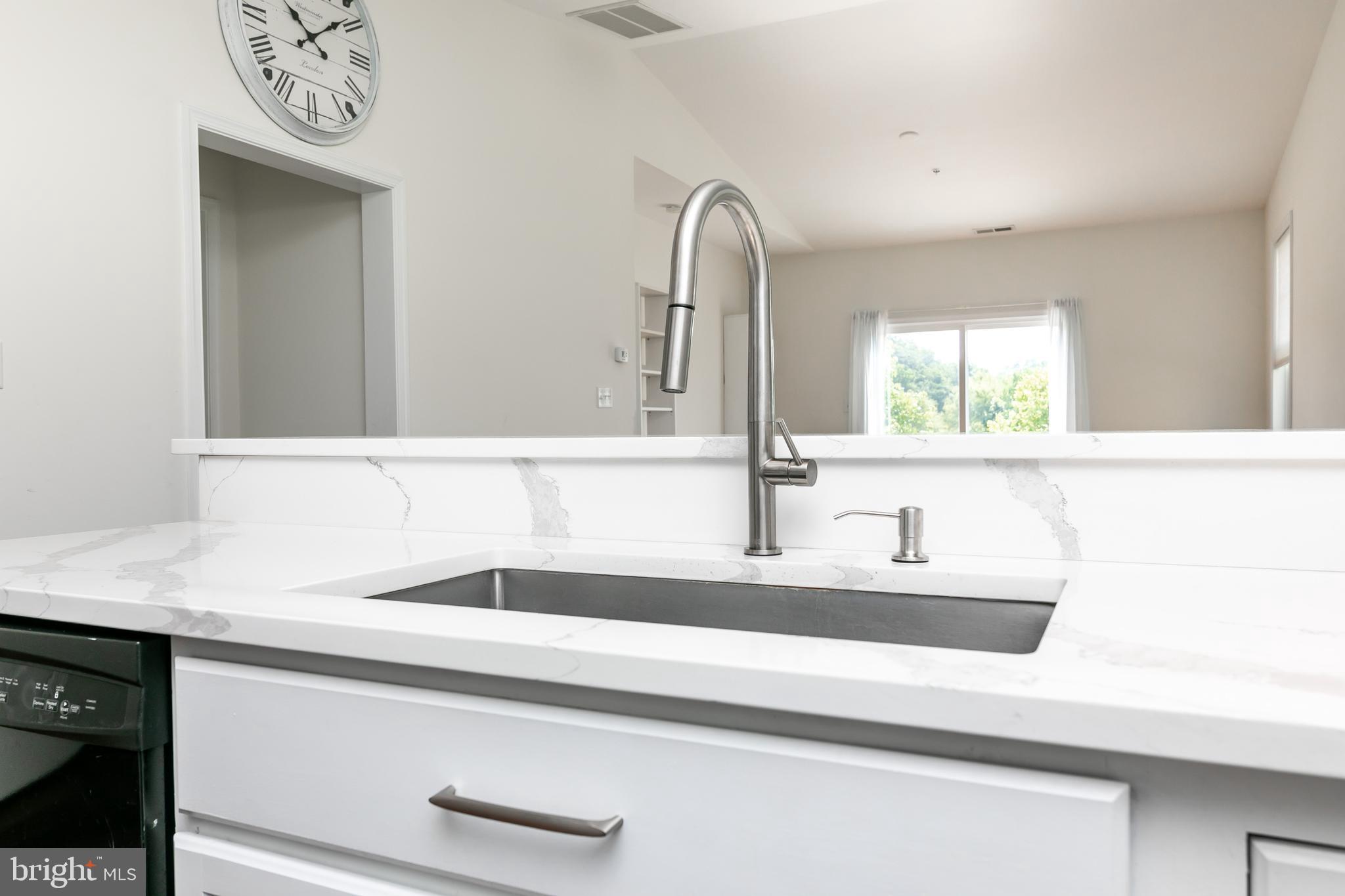 CEDAR COMMONS - Residential