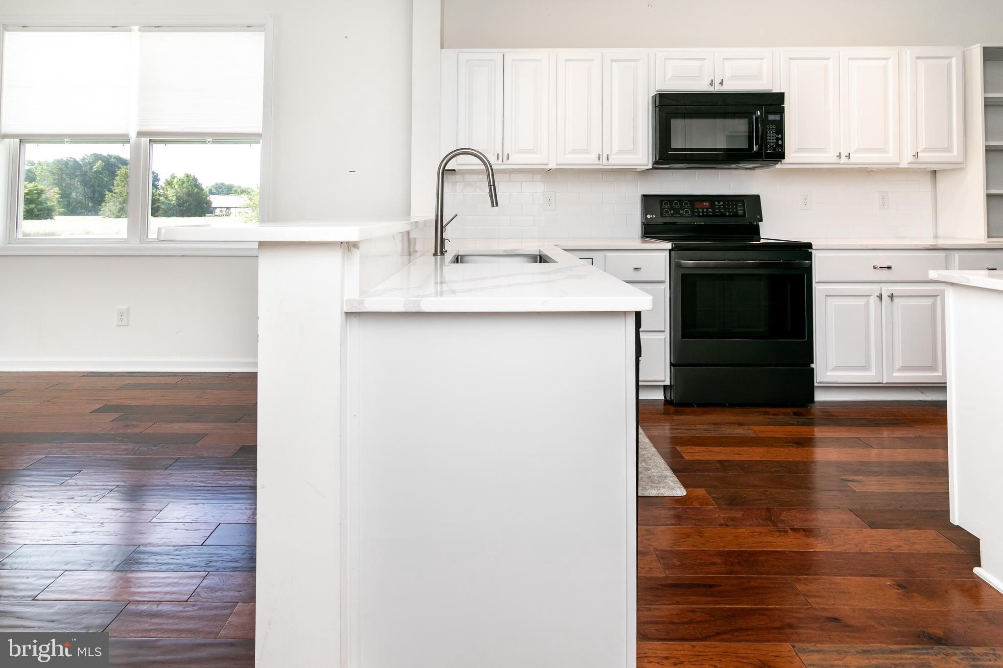 CEDAR COMMONS - Residential