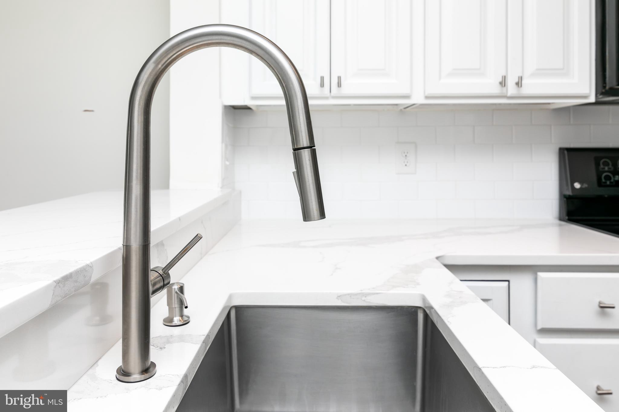 CEDAR COMMONS - Residential