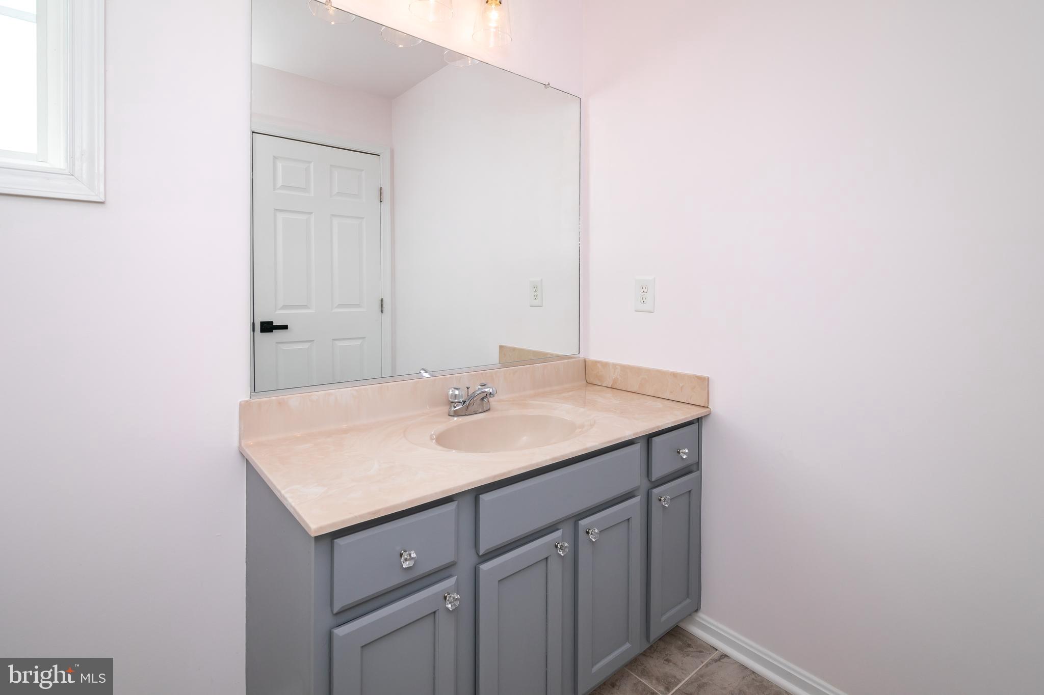 CEDAR COMMONS - Residential