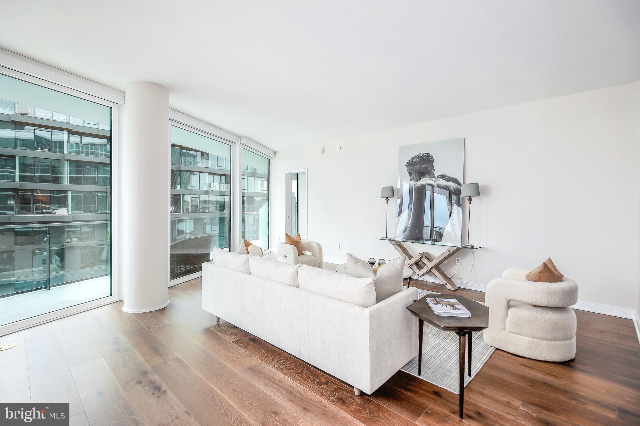 601 WHARF STREET SW 906