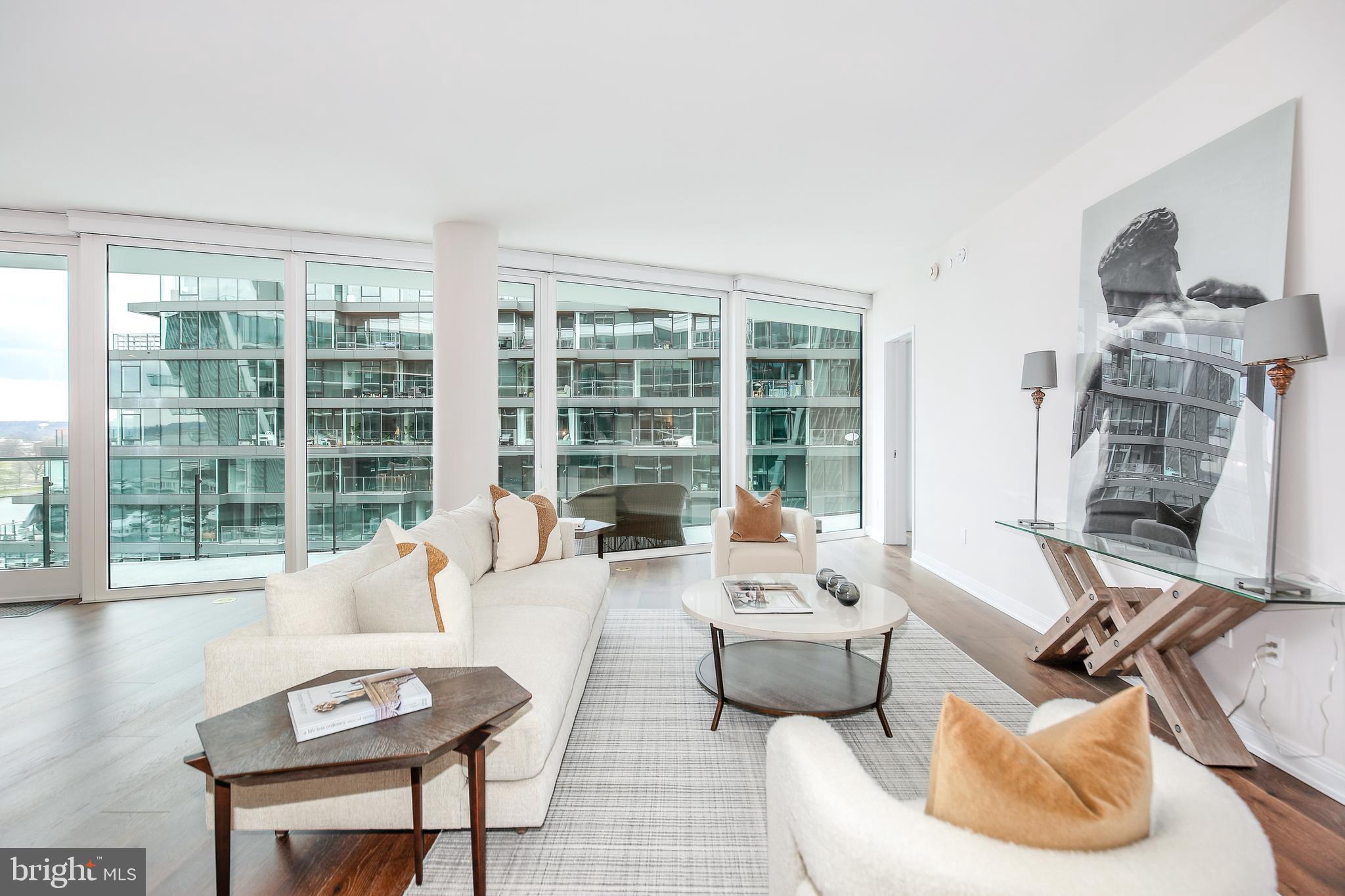 601 WHARF STREET SW 906