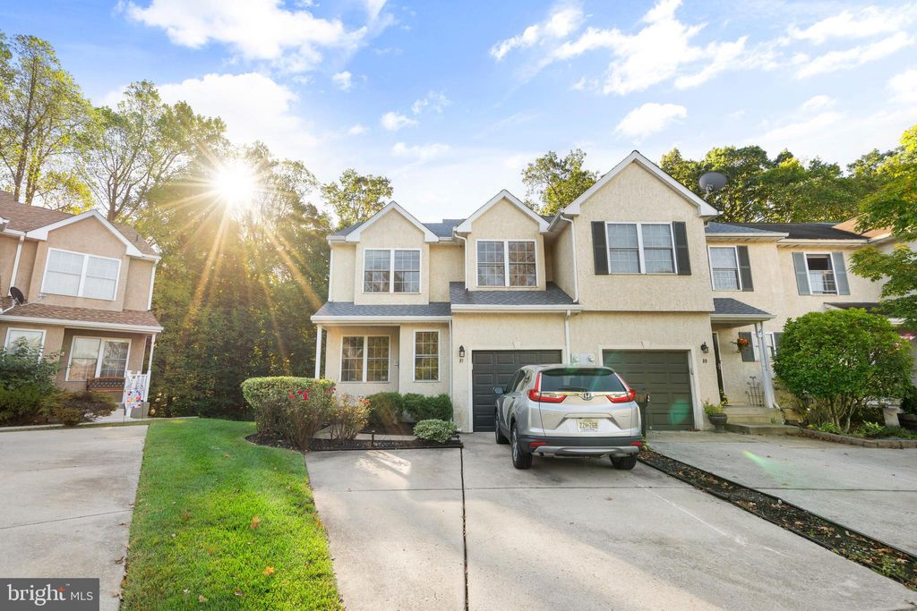 Photo of 91 Arbour Court, SEWELL, NJ 08080 (MLS # NJGL2064842)