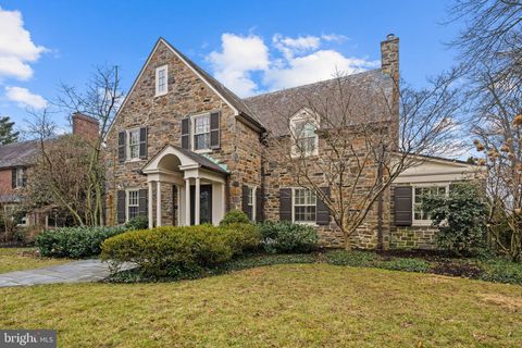 207 UPNOR ROAD BALTIMORE MD 21212