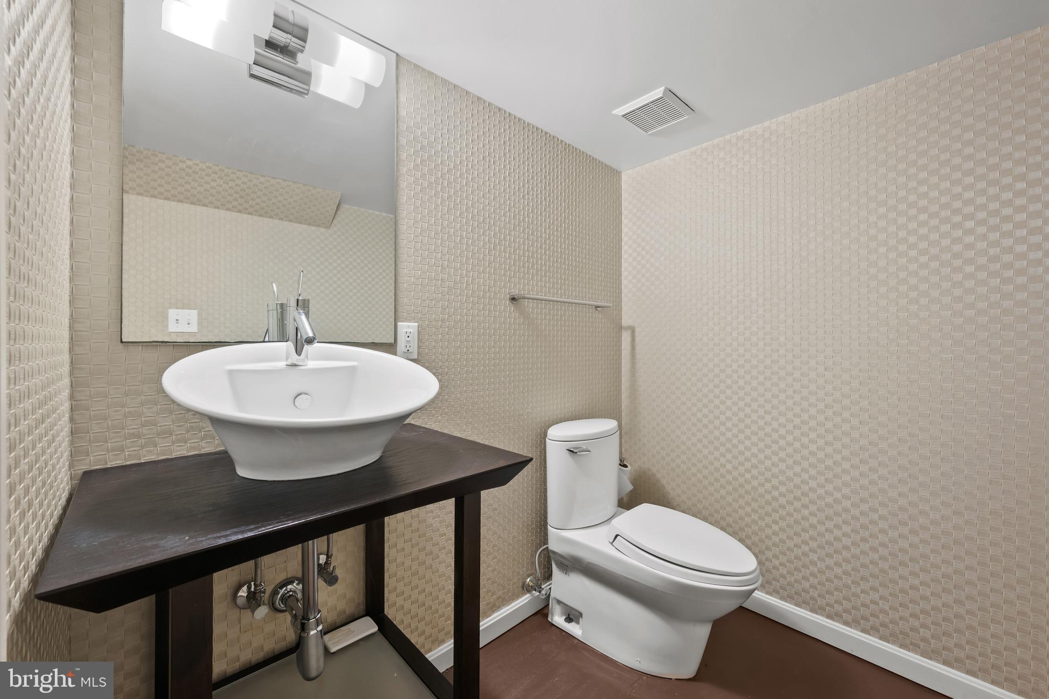 GREATER HOMELAND HISTORIC DISTRICT - Residential