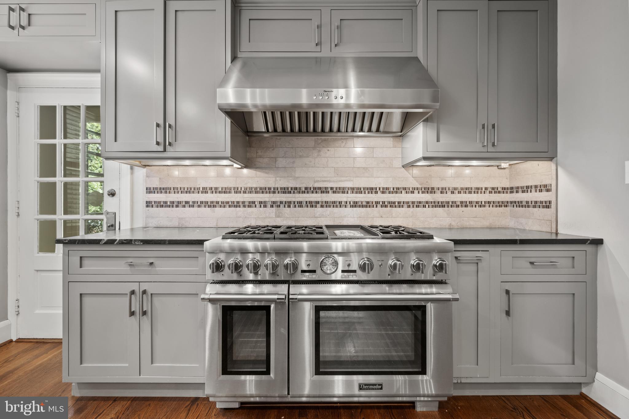 GREATER HOMELAND HISTORIC DISTRICT - Residential