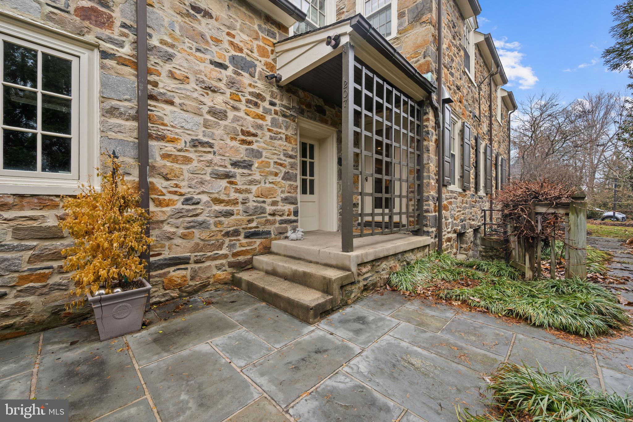 GREATER HOMELAND HISTORIC DISTRICT - Residential