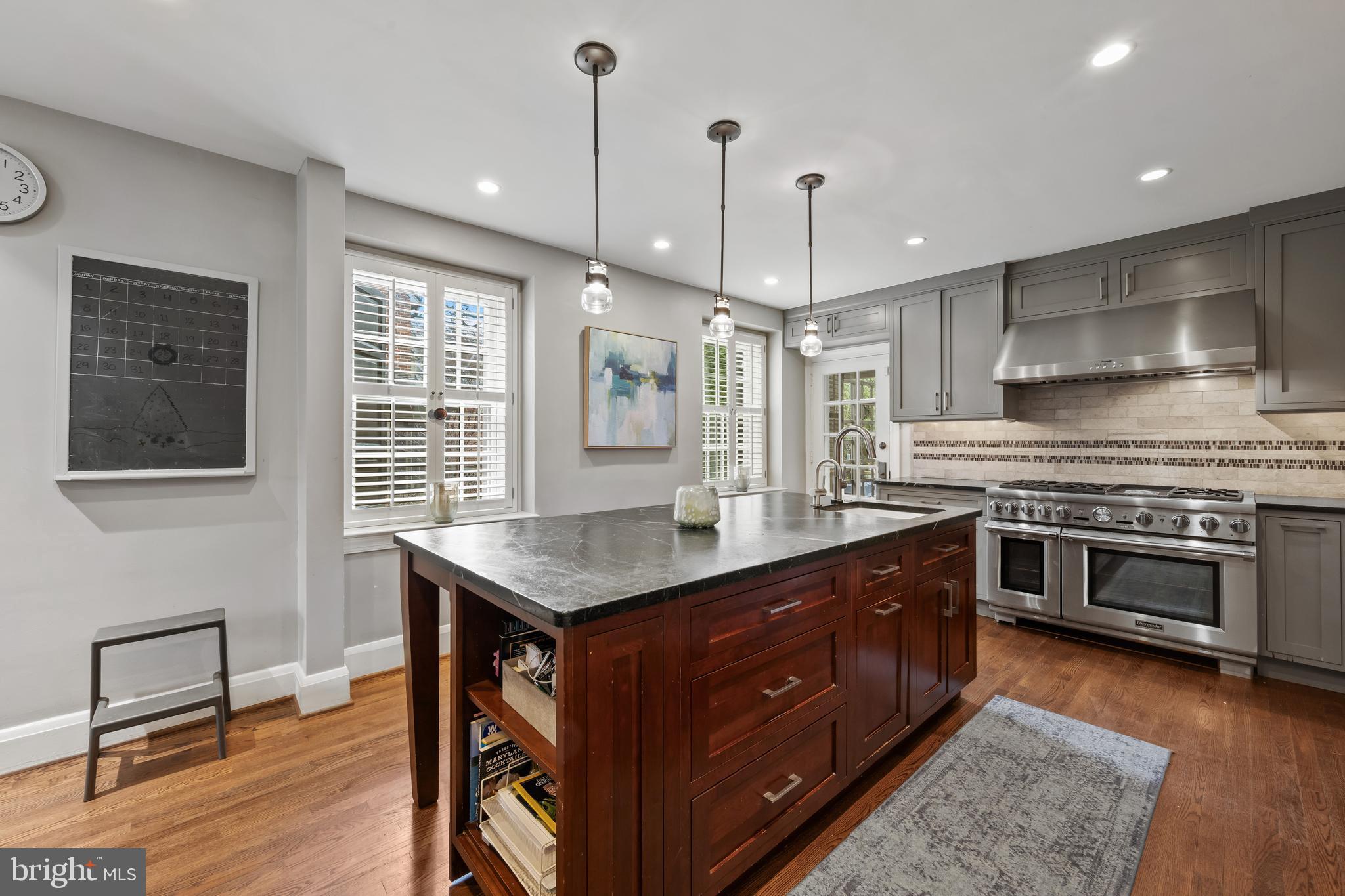 GREATER HOMELAND HISTORIC DISTRICT - Residential