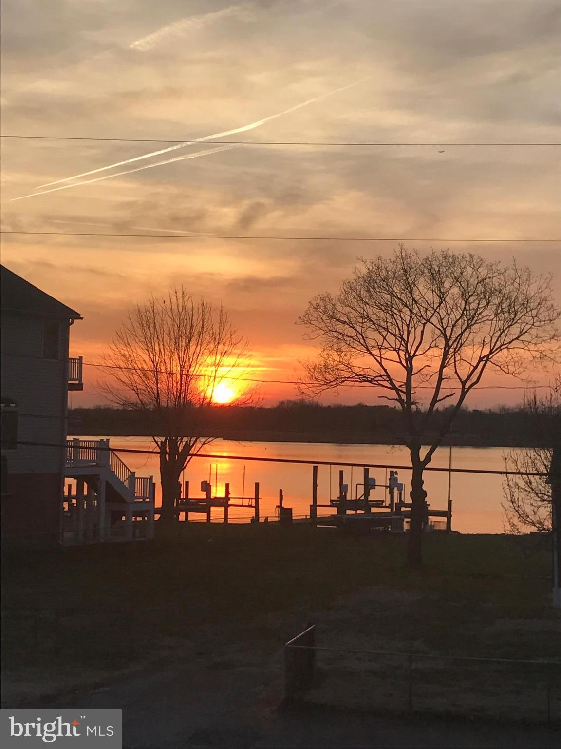 LYNCH POINT - Residential