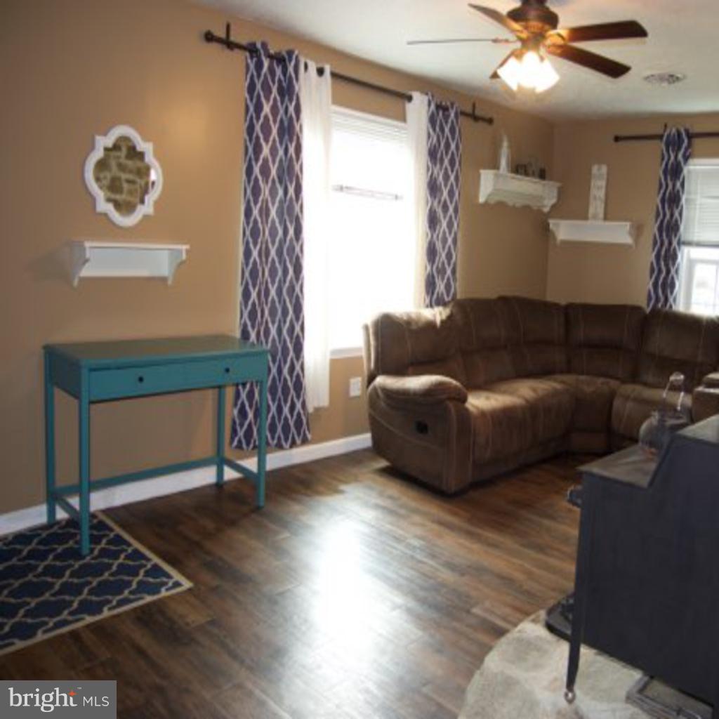 LYNCH POINT - Residential