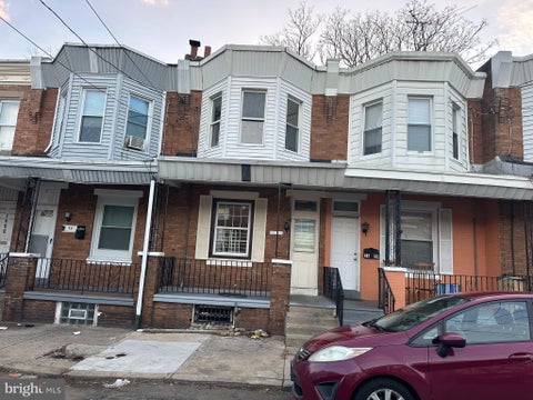 Townhouse For Sale - 1656 Granite Street<br/> PHILADELPHIA, PA 19124