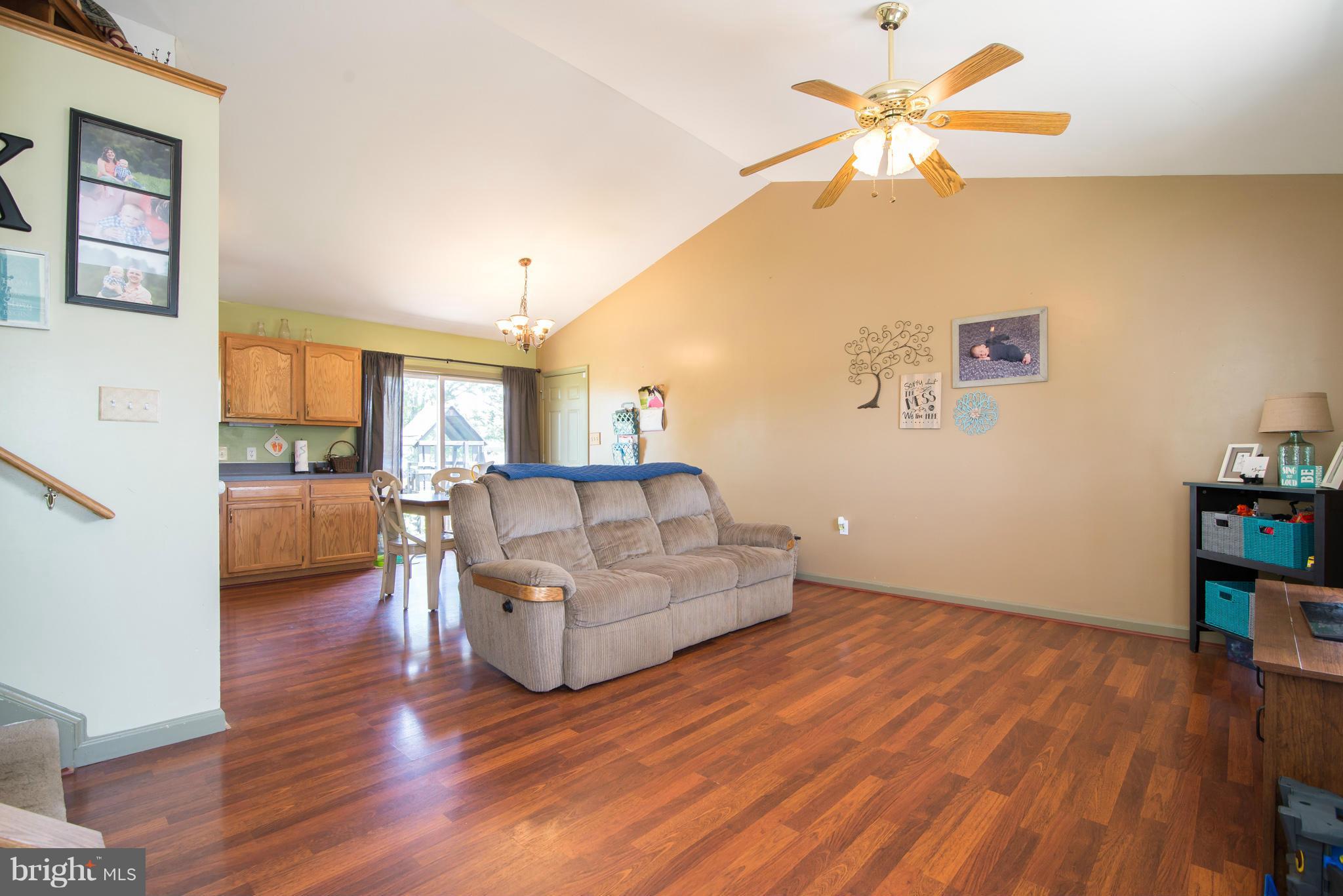 BRIAR RUN - Residential