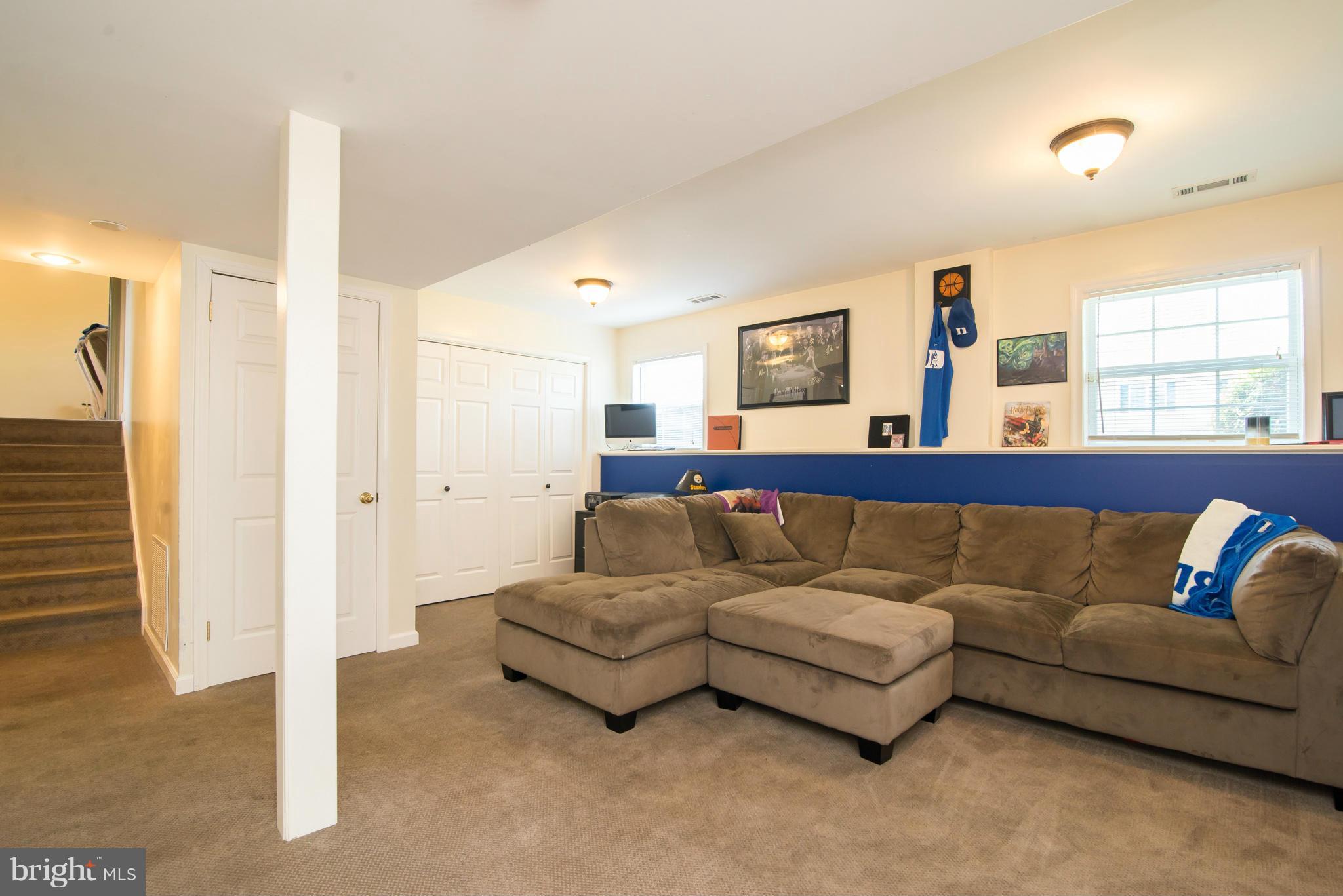 BRIAR RUN - Residential