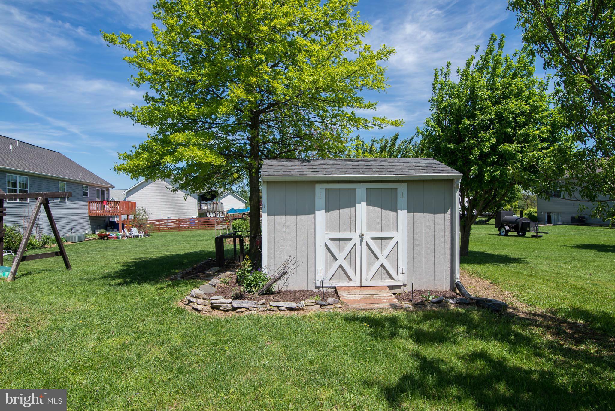 BRIAR RUN - Residential