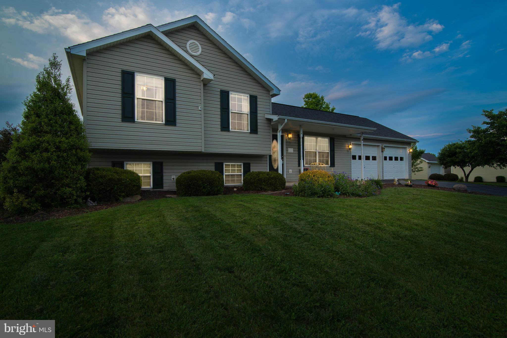 BRIAR RUN - Residential