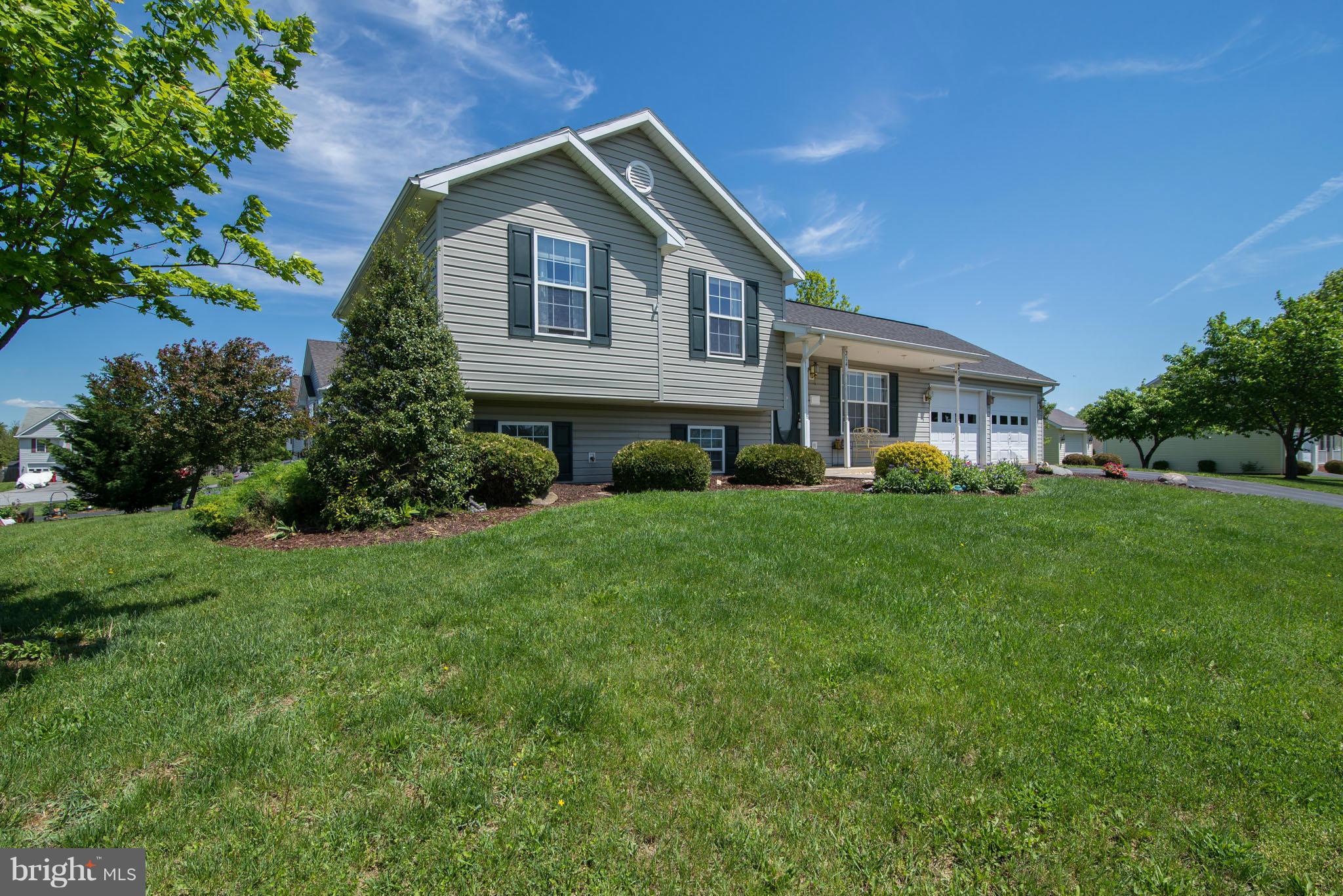 BRIAR RUN - Residential