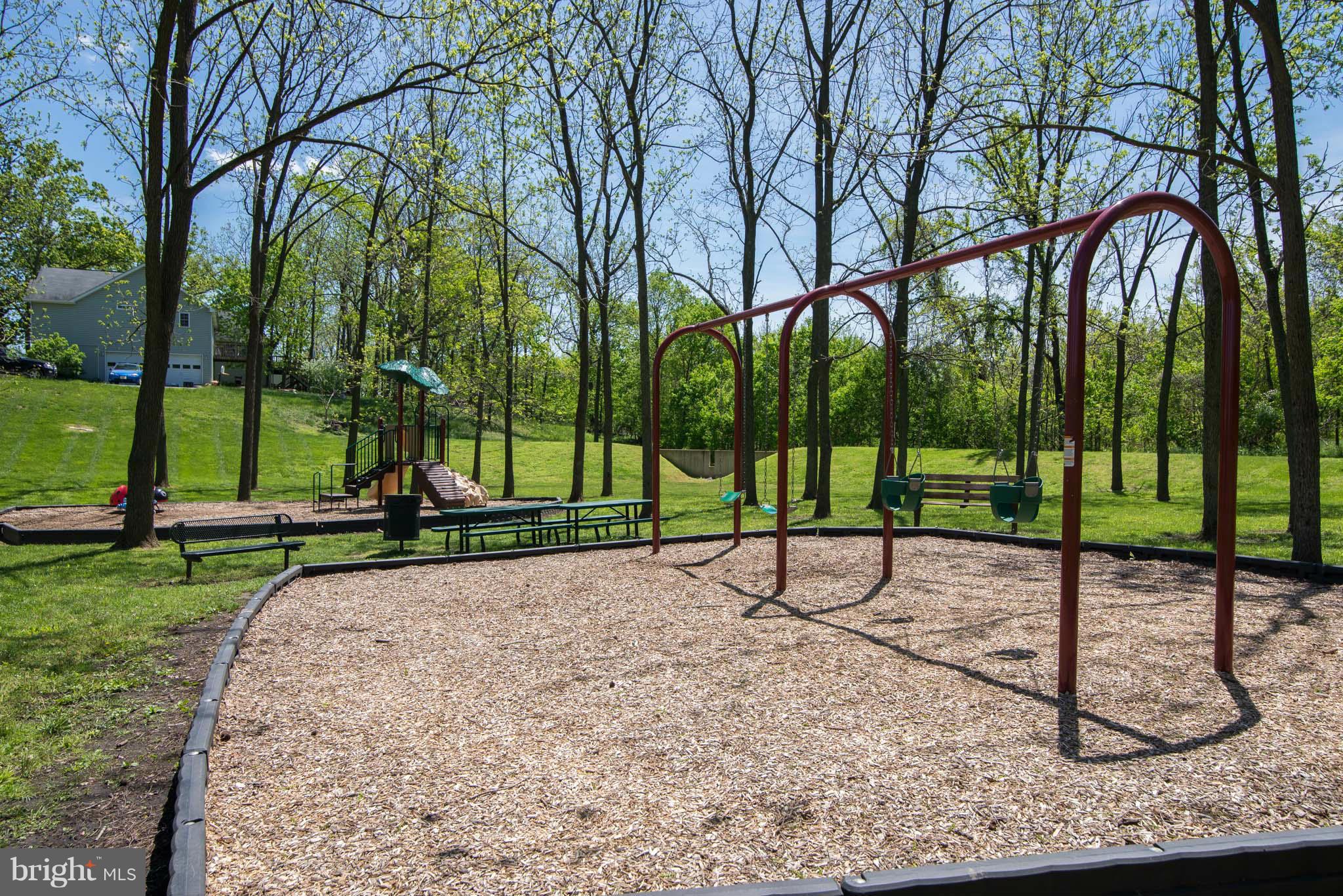 BRIAR RUN - Residential