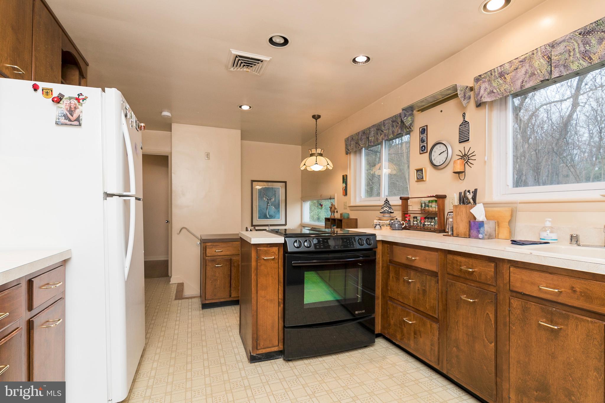 RIVERVIEW ESTATES - Residential