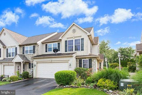 220 S BROOKEFIELD LANE NEW HOLLAND PA 17557