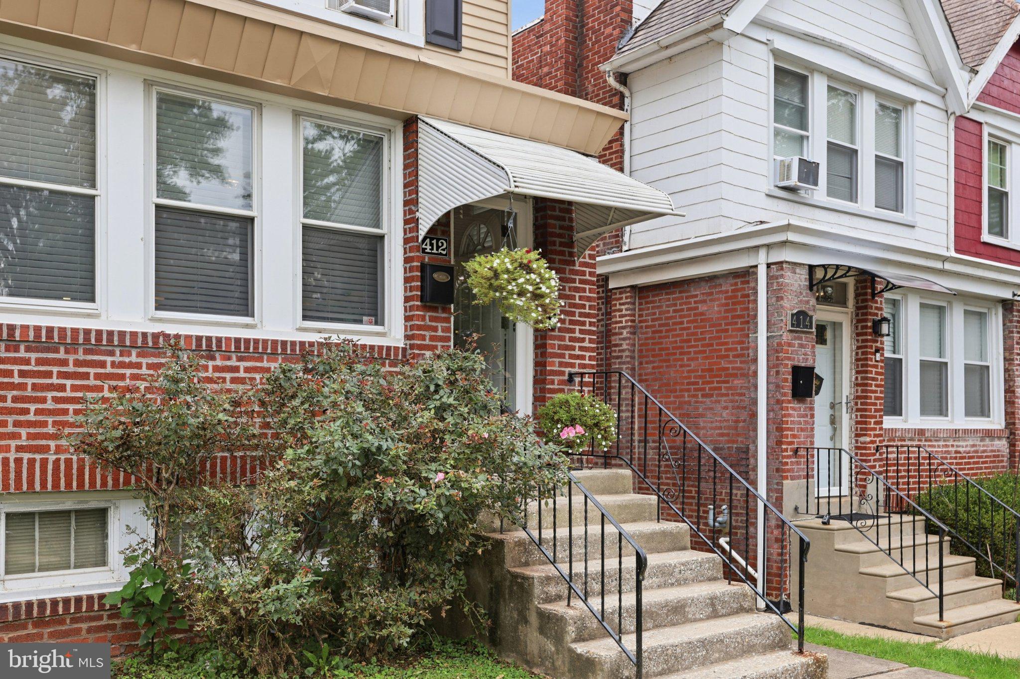 412 W FREEDLEY STREET