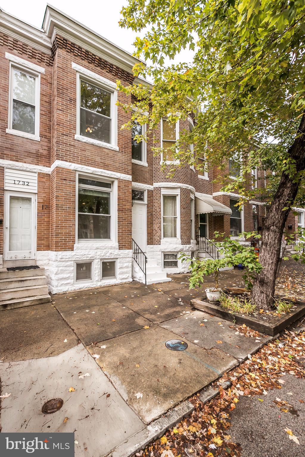 Spacious rowhome in Federal Hill with 1 car parking. This home has 2 large bedrooms upstairs with a deck off the back bedroom. Main level has an open floor plan with fireplace, stainless steel appliances, granite counters, and breakfast bar. Walking distance to Riverside Park, shopping, restaurants, and nightlife. New carpet, paint, and updated bathrooms.