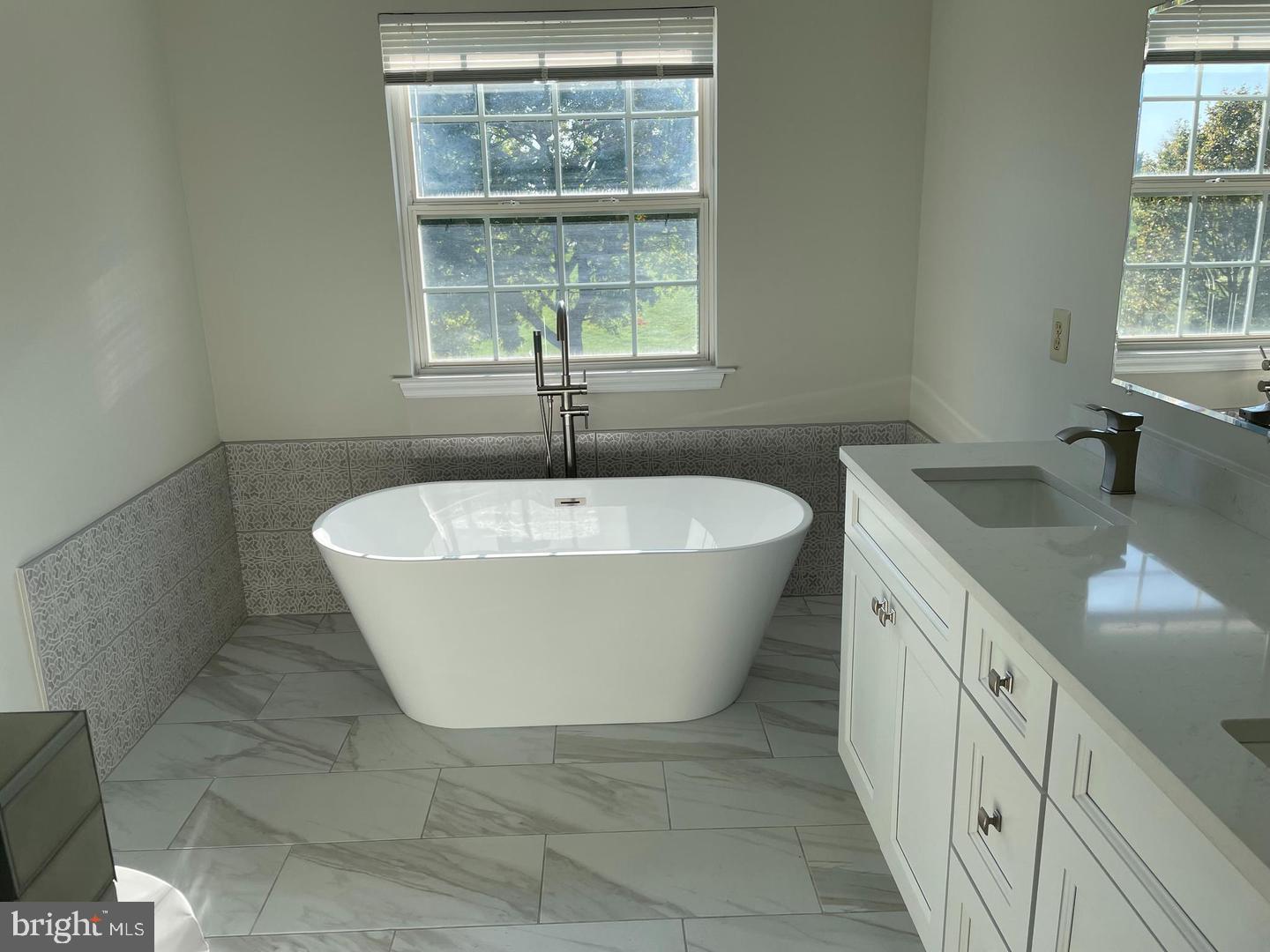 THE LINKS AT SPRIN - Residential Lease