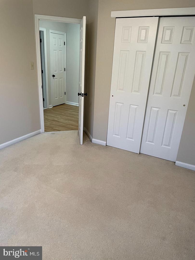 THE LINKS AT SPRIN - Residential Lease