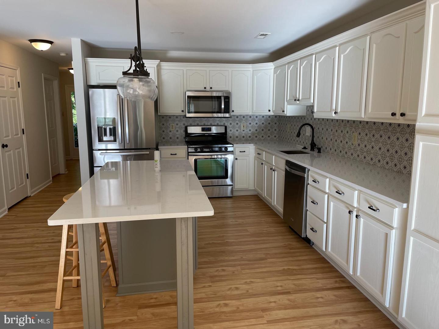 THE LINKS AT SPRIN - Residential Lease