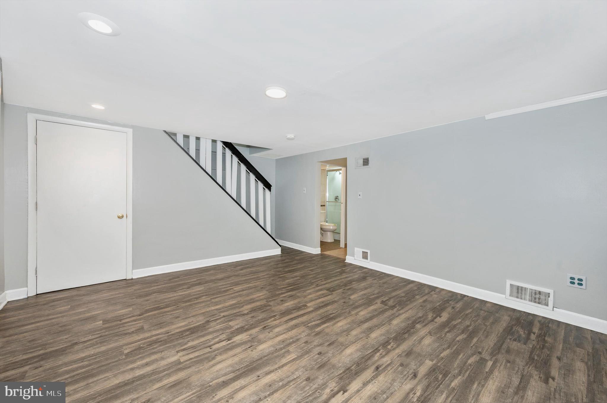 ACADEMY ACRES - Residential