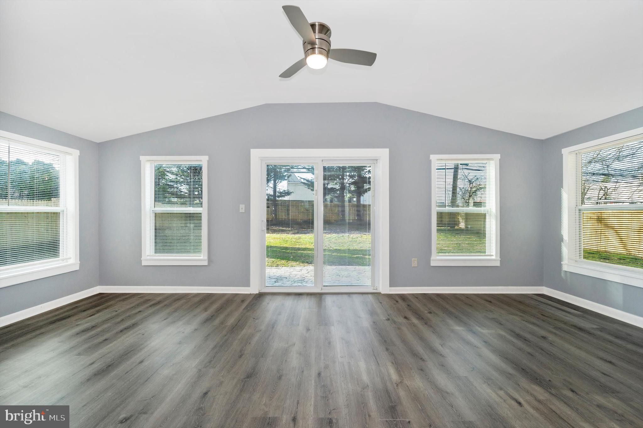 ACADEMY ACRES - Residential