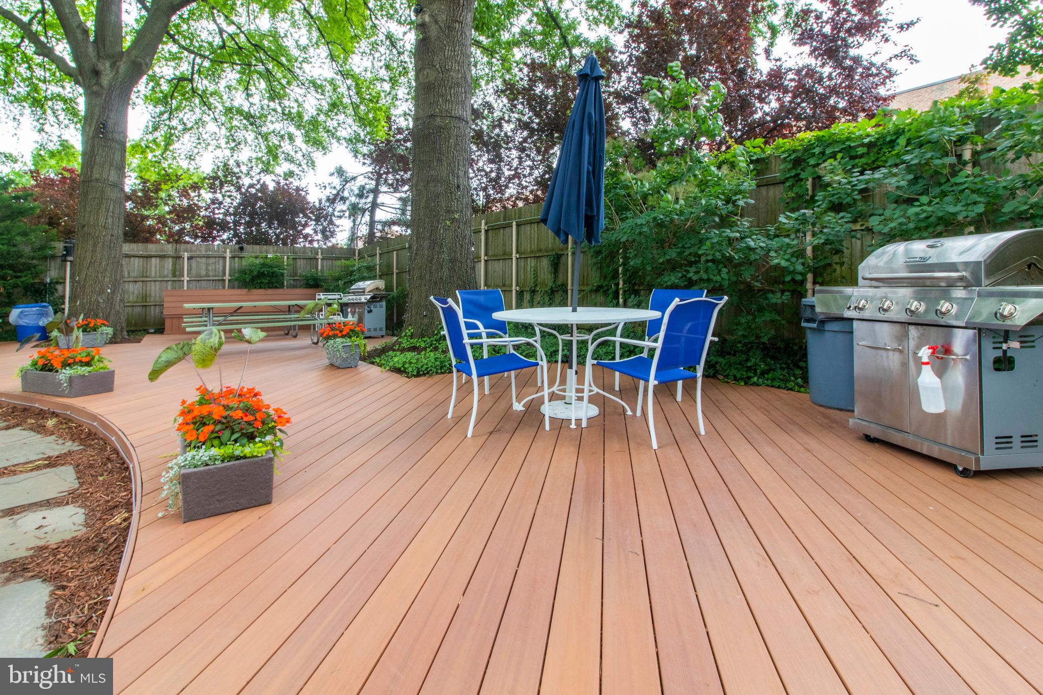 SOCIETY HILL - Residential Lease